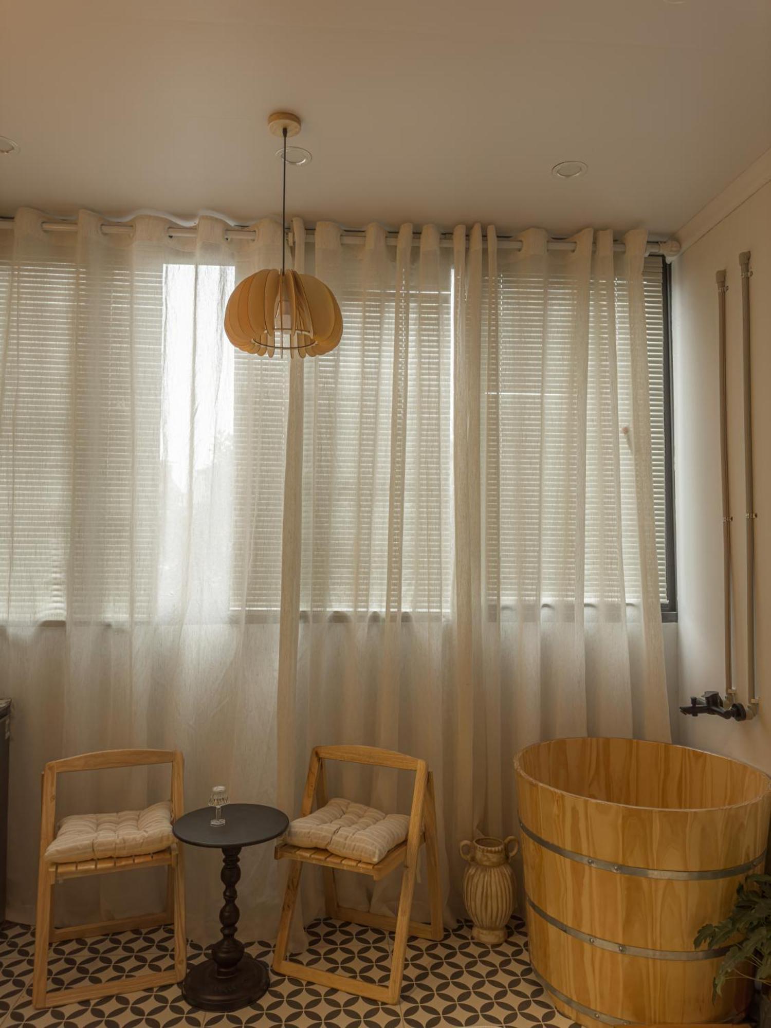The Aura - Unique Flat In Oldquarter *