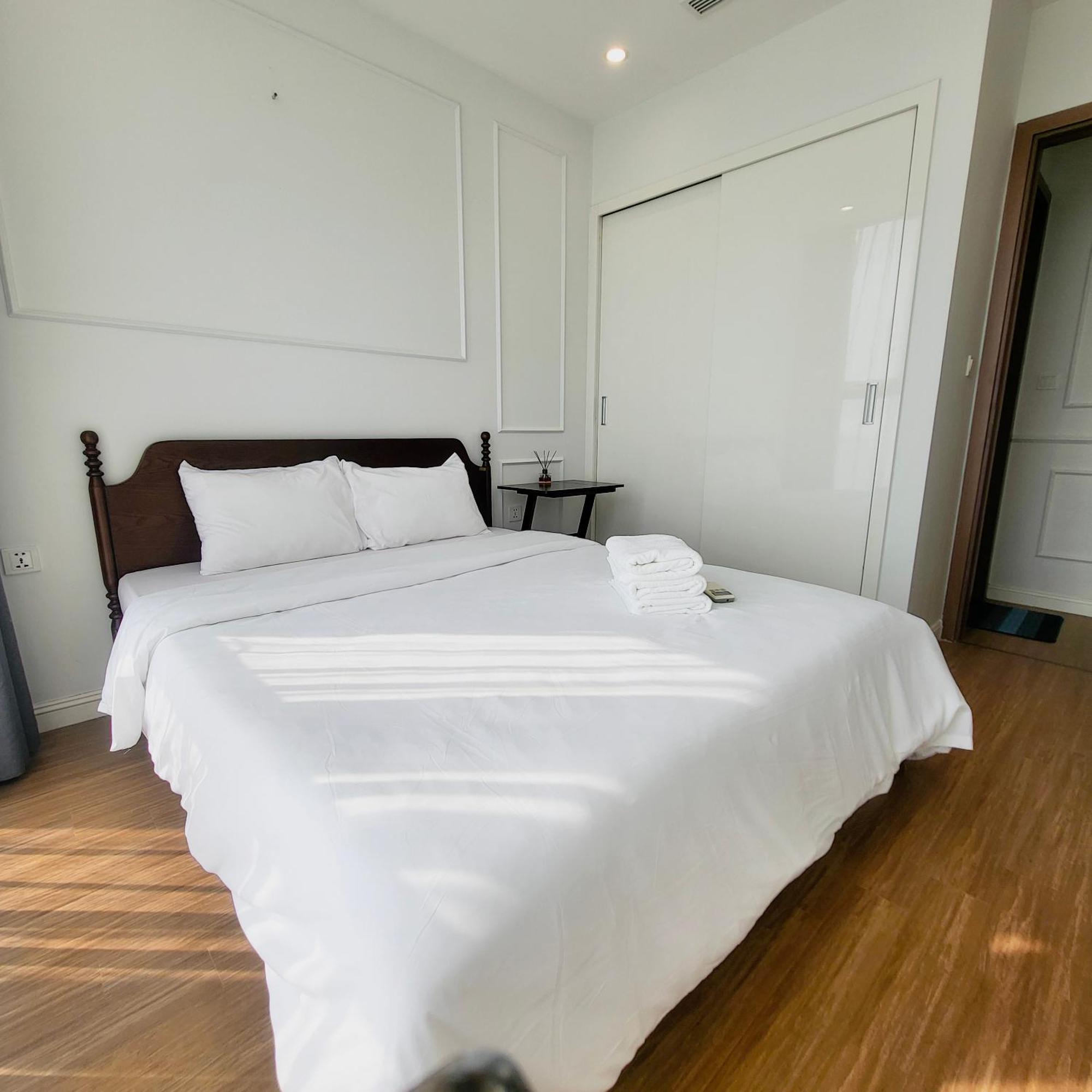 Vinhomes Sky - Feria Homes *