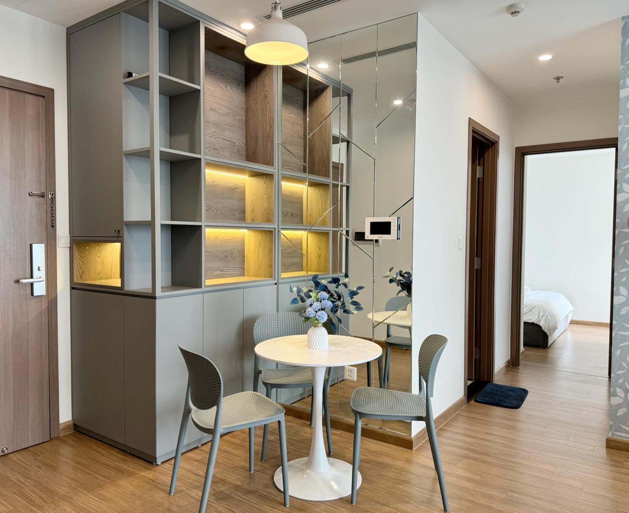 Apartment Vinhomes Sky - Feria Homes *