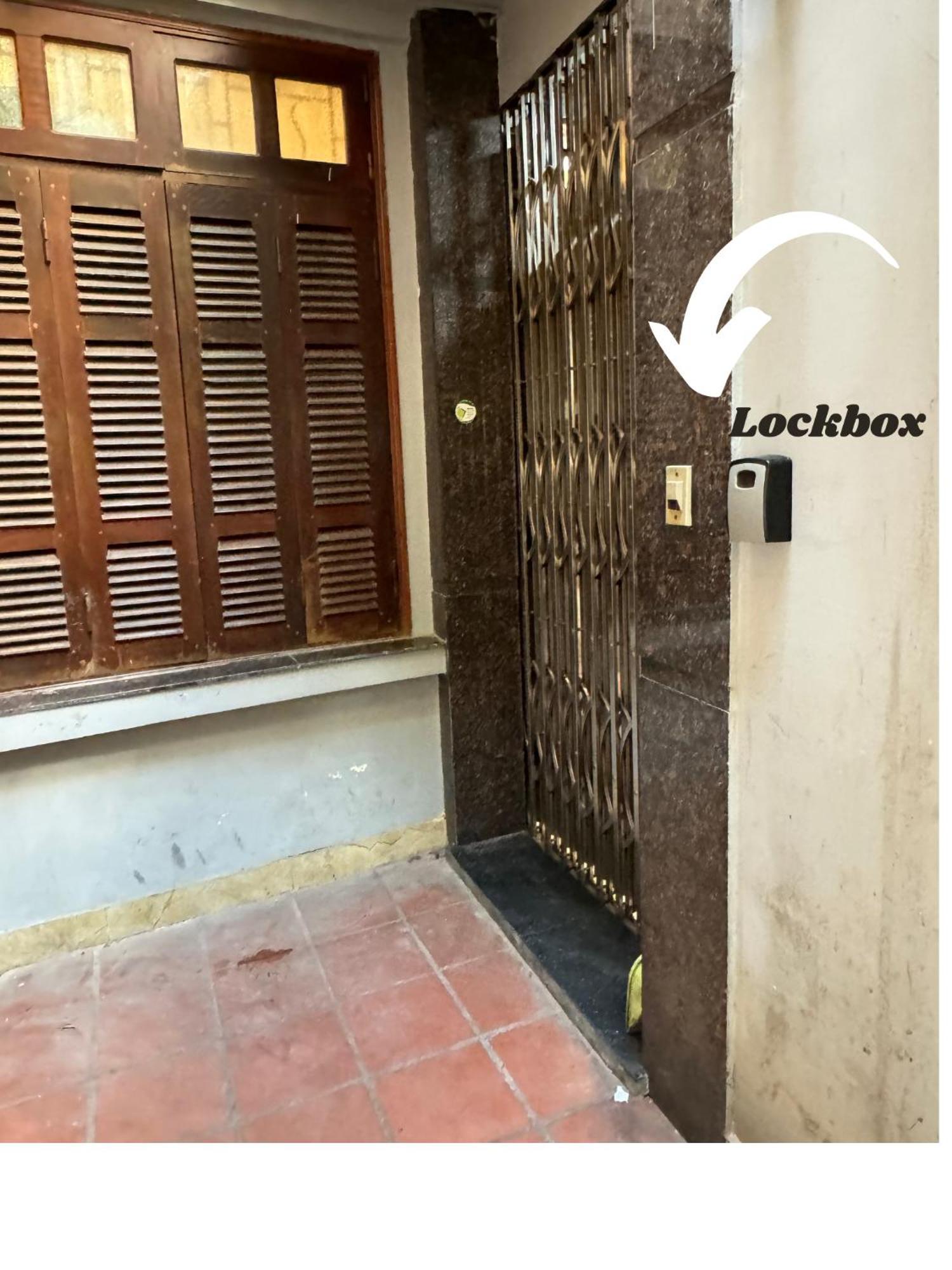 Apartment Joie Duplex-heart Of Hanoi-2min To And Night Market-home Cinema Hanoi
