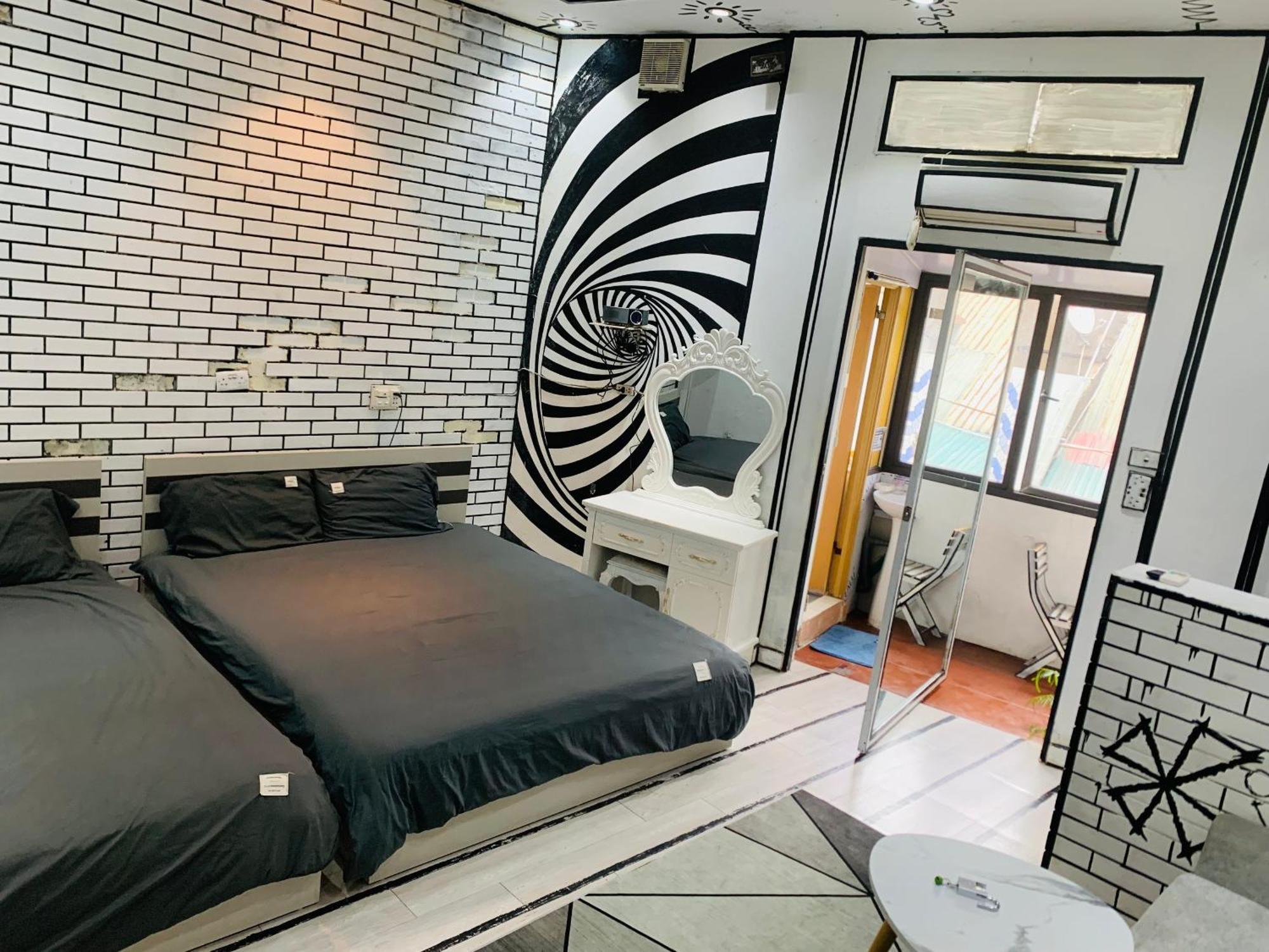 Heart Of Quarter Twin Room, Balcony, Projector1 Apartment *