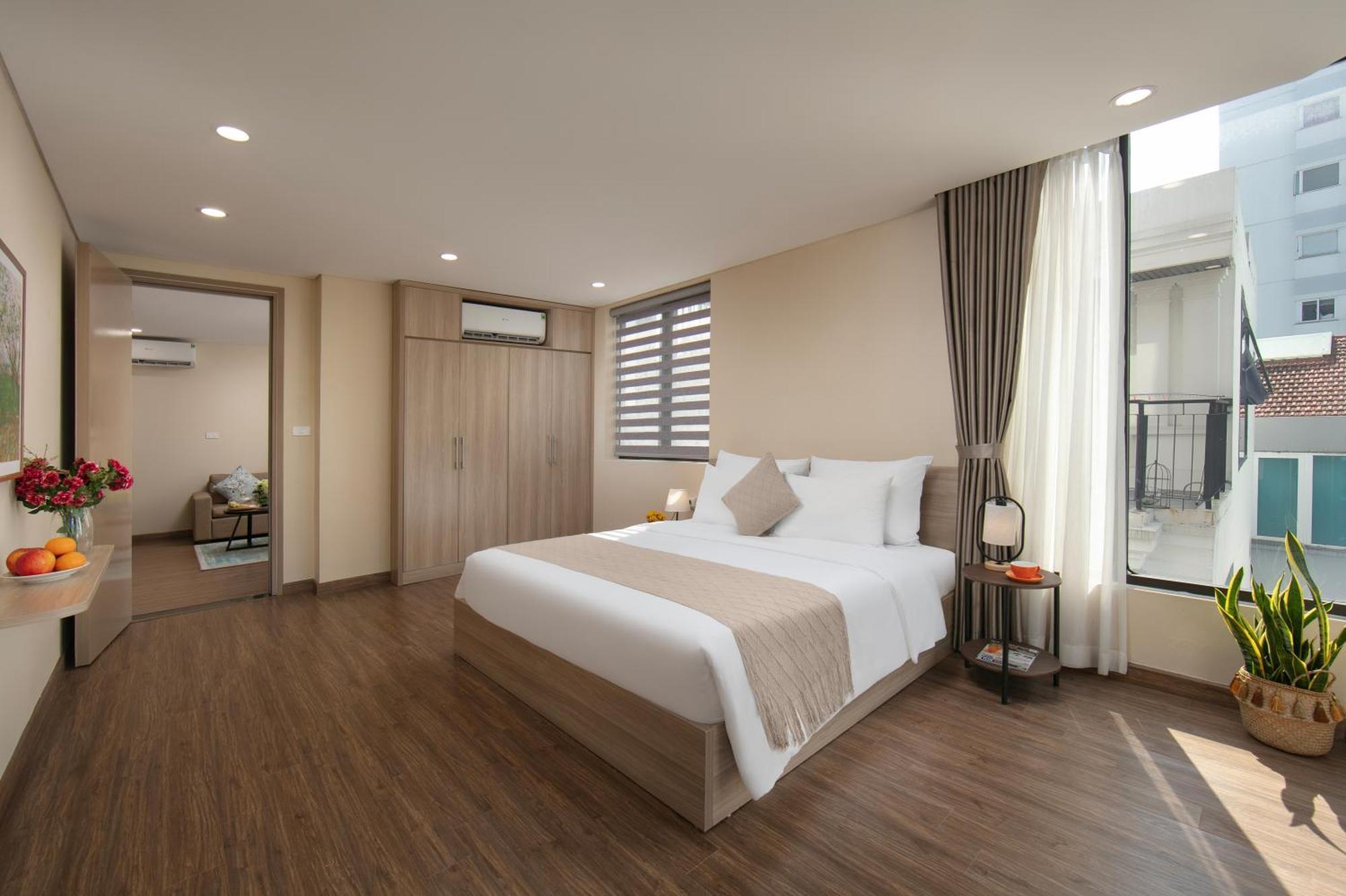 Hb Serviced - Lạc Long Quân * Hà Nội