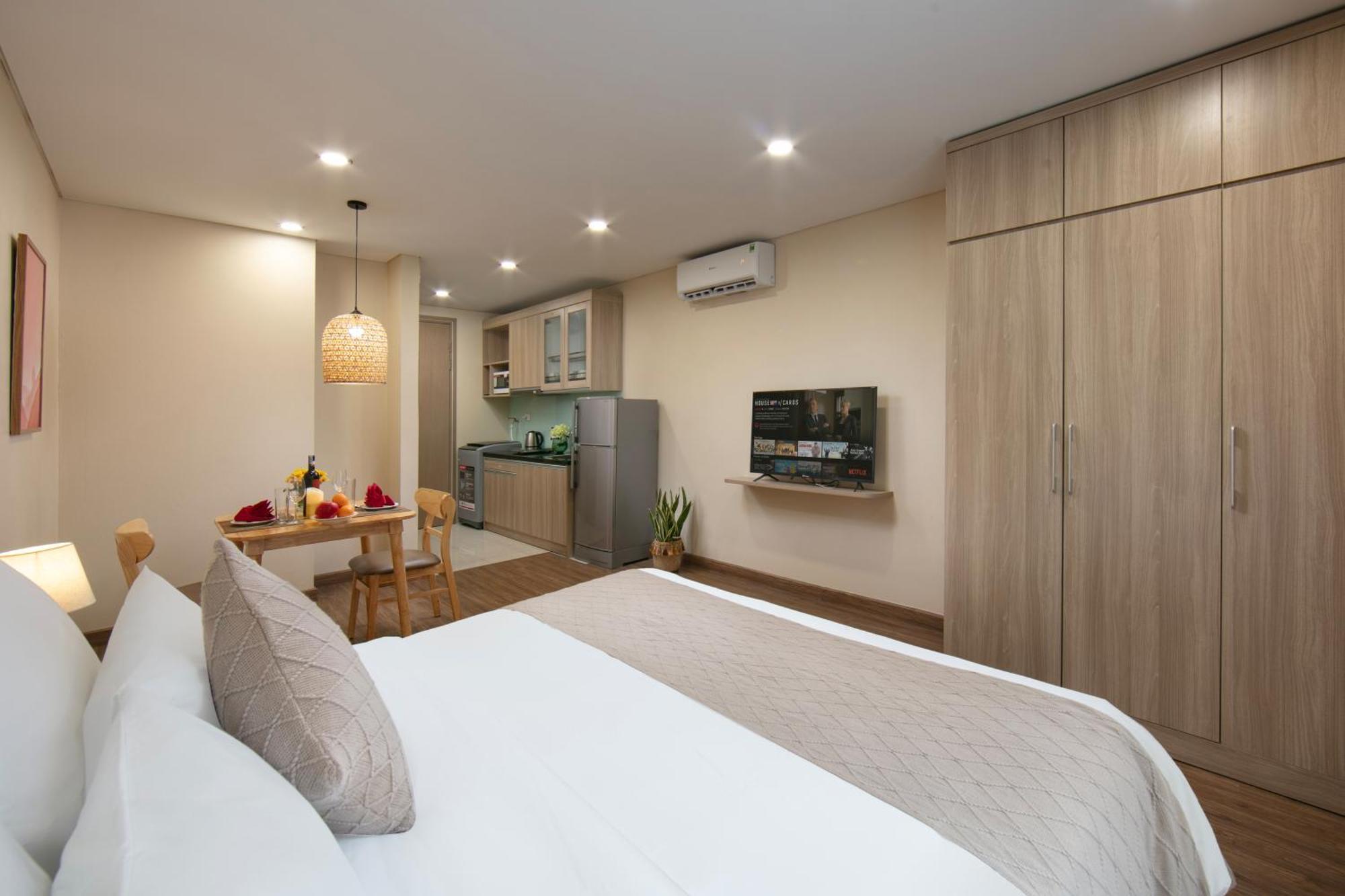 Căn hộ Hb Serviced - Lạc Long Quân Hà Nội