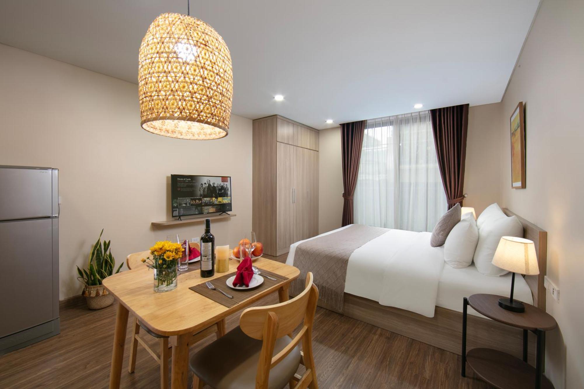 Hb Serviced - Lạc Long Quân * Hà Nội