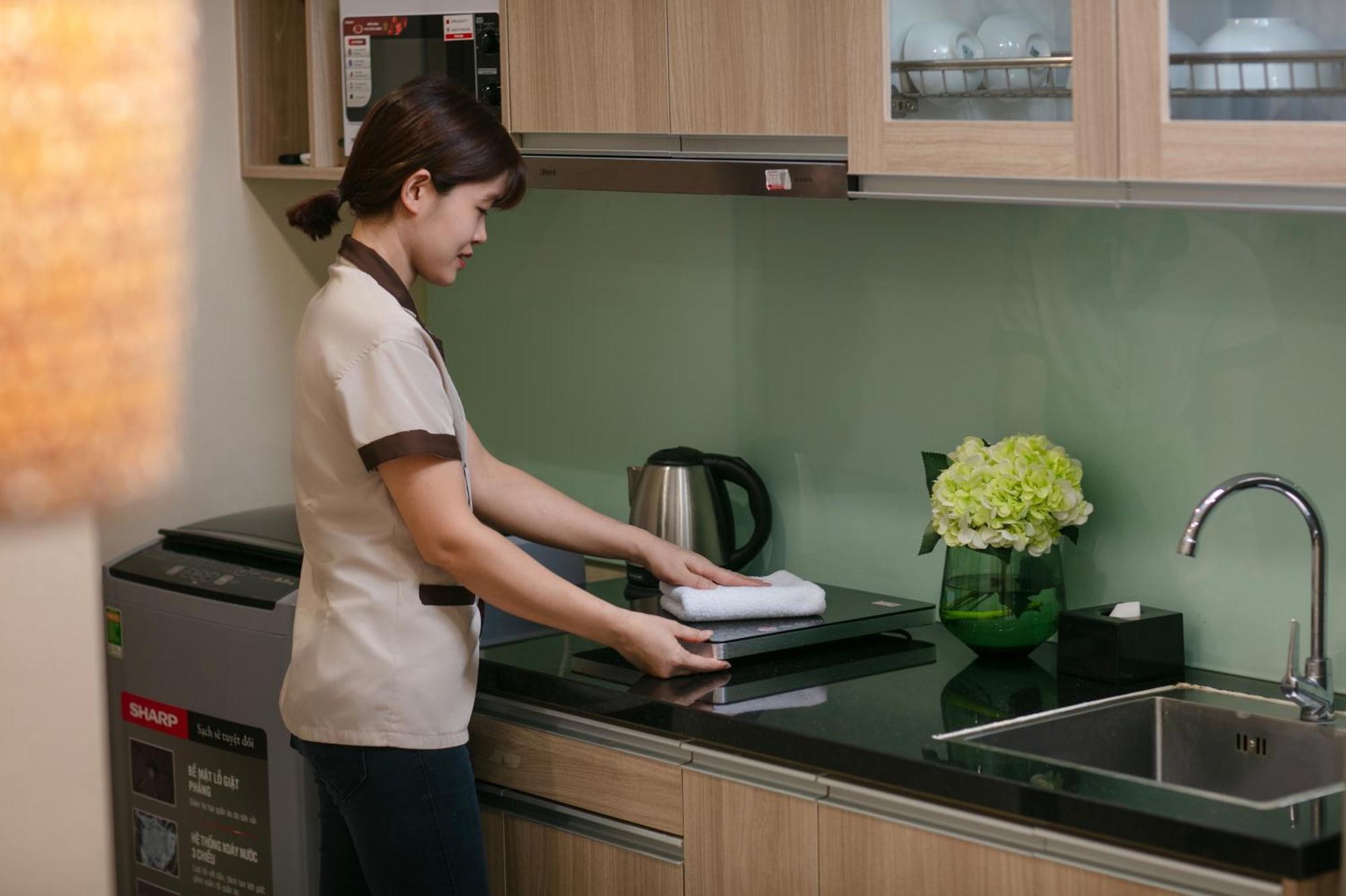 Hb Serviced - Lạc Long Quân Căn hộ *