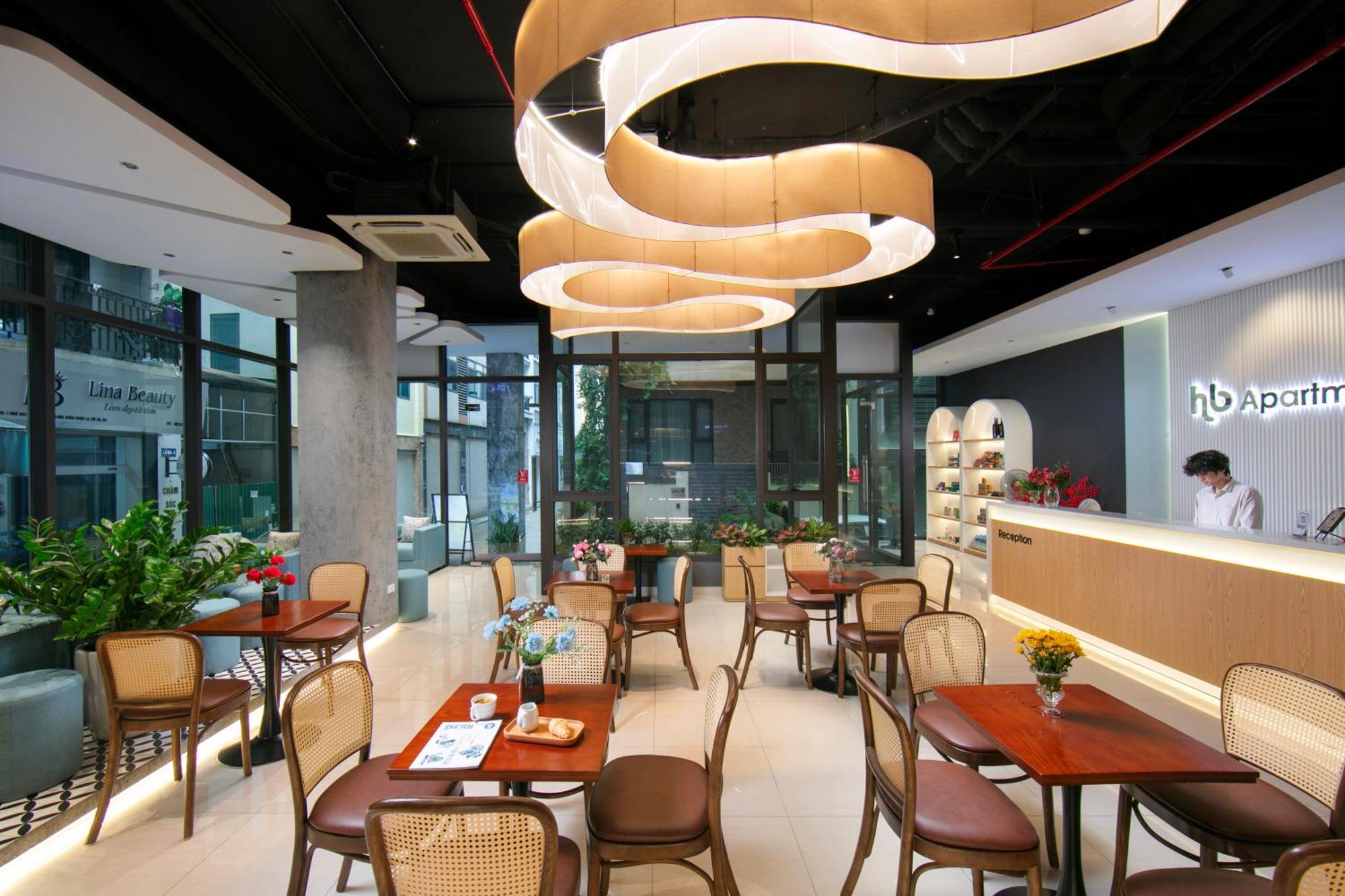 Căn hộ Hb Serviced - Lạc Long Quân *