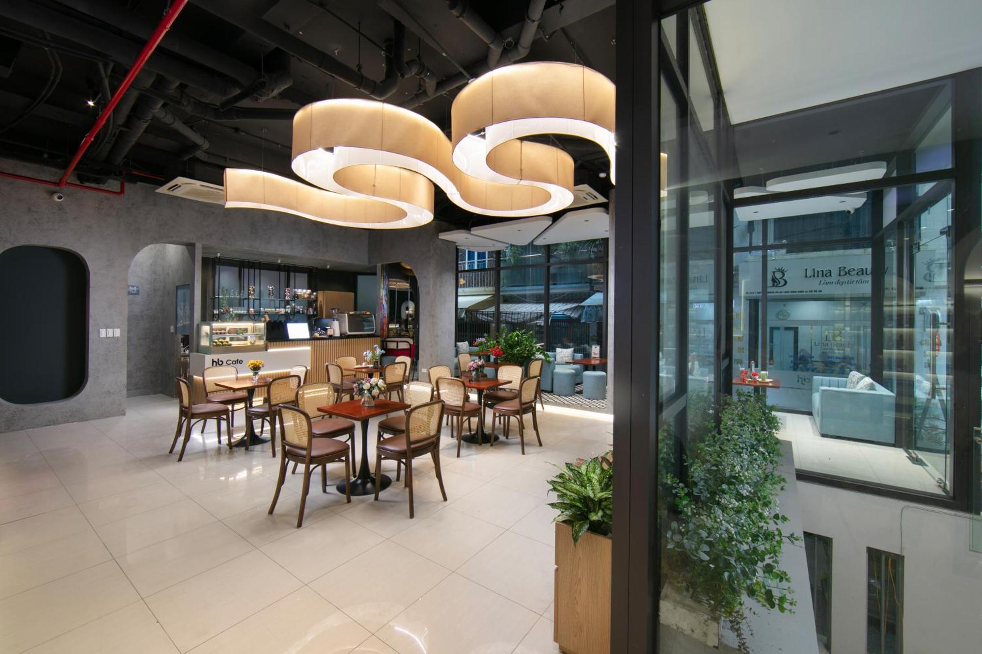 Căn hộ Hb Serviced - Lạc Long Quân *