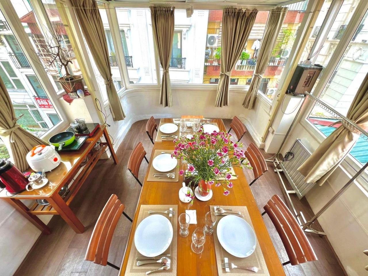 Old Quarter Luminous Retreat Apartment *