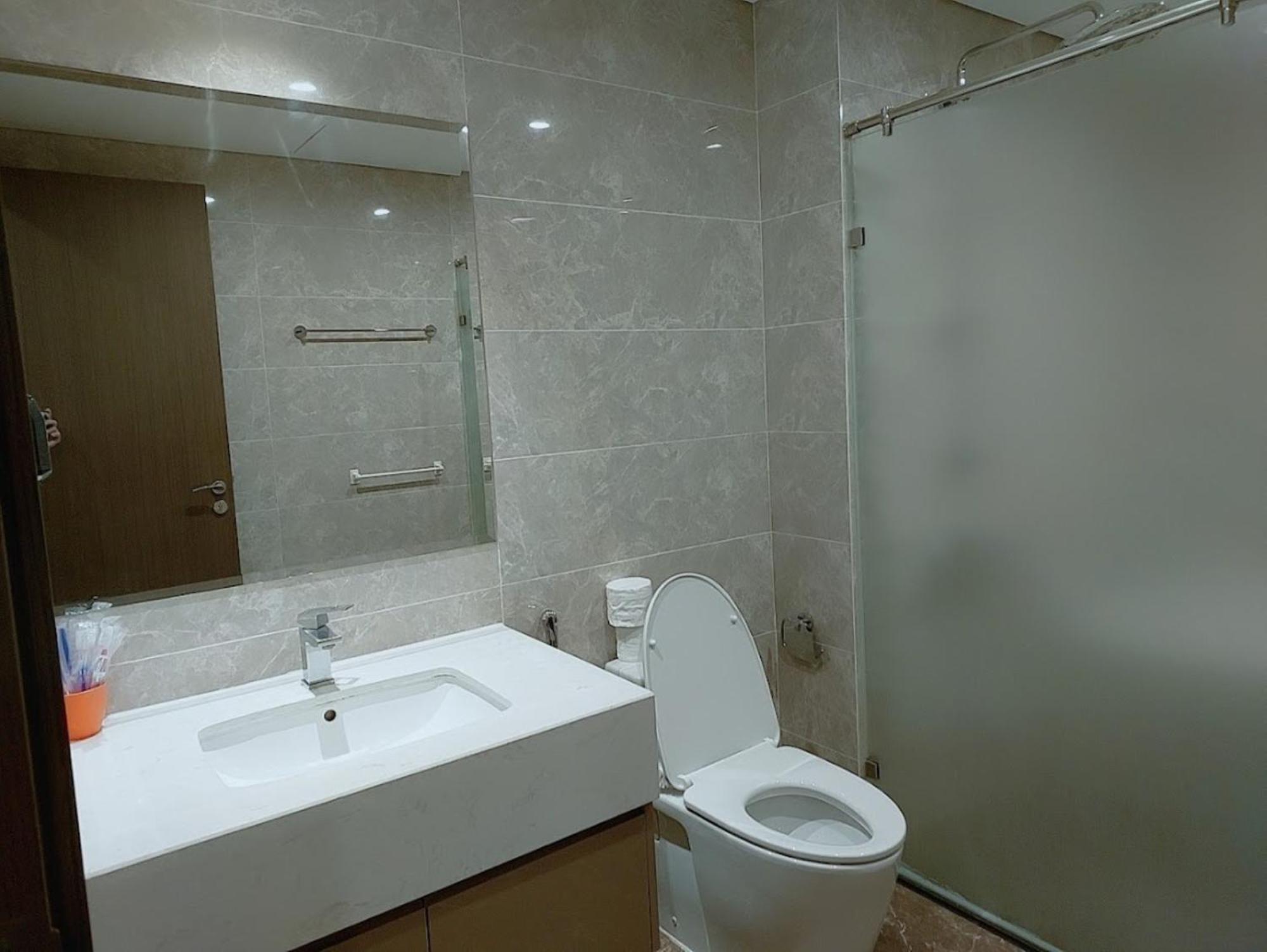 Vinhomes Westpoint By National Convention Center Apartment