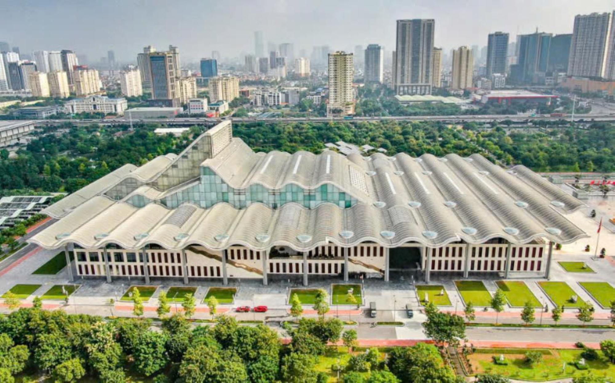 Vinhomes Westpoint By National Convention Center Apartment *