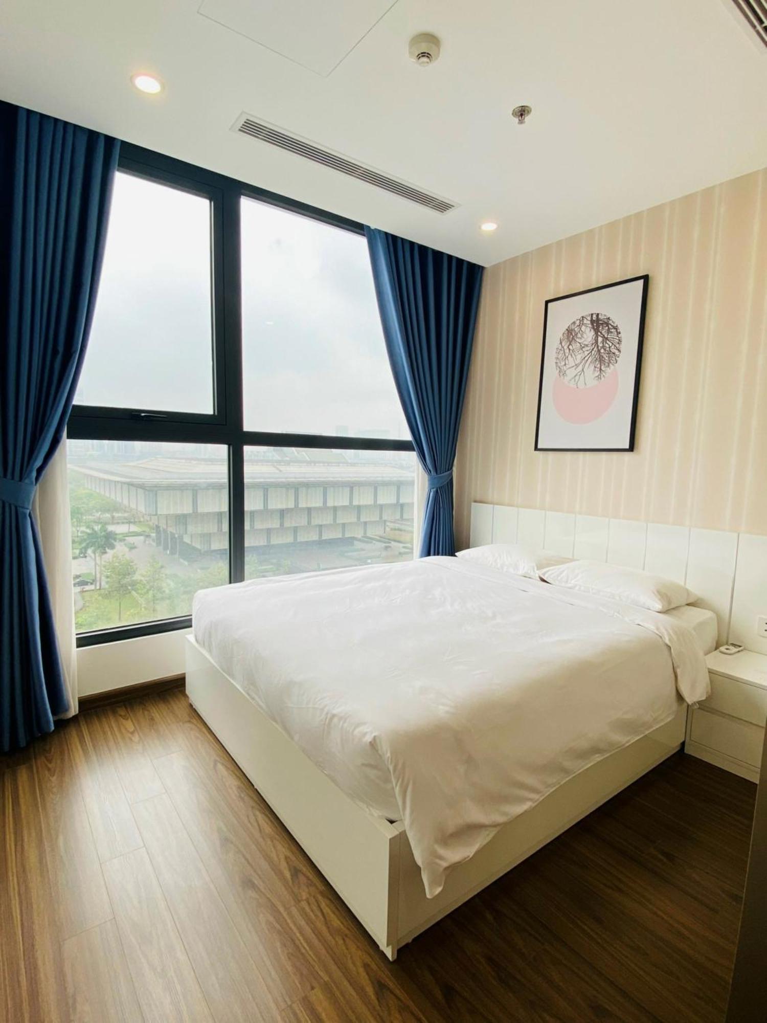 Apartment Vinhomes Westpoint By National Convention Center Hanoi