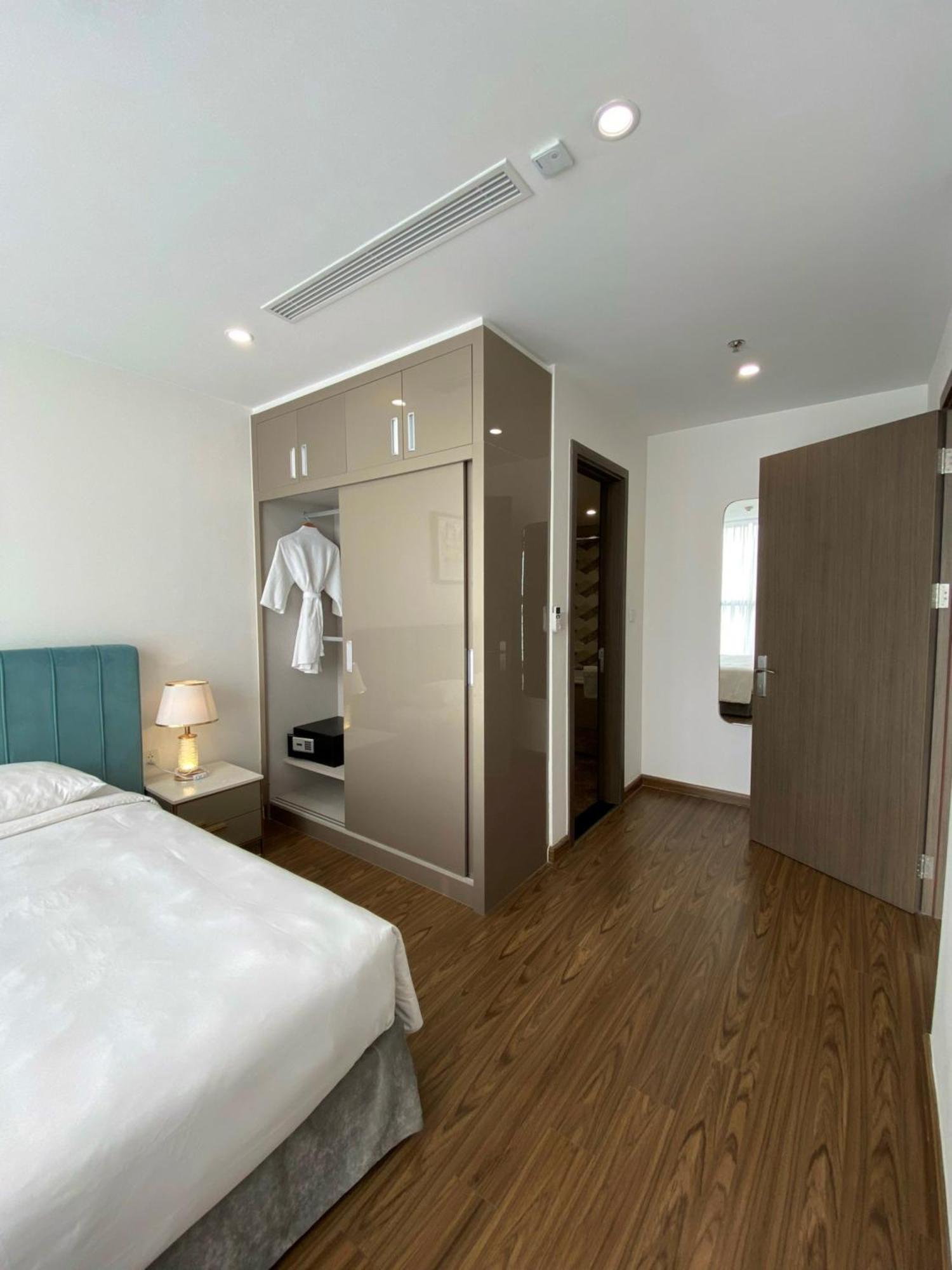 Vinhomes Westpoint By National Convention Center *