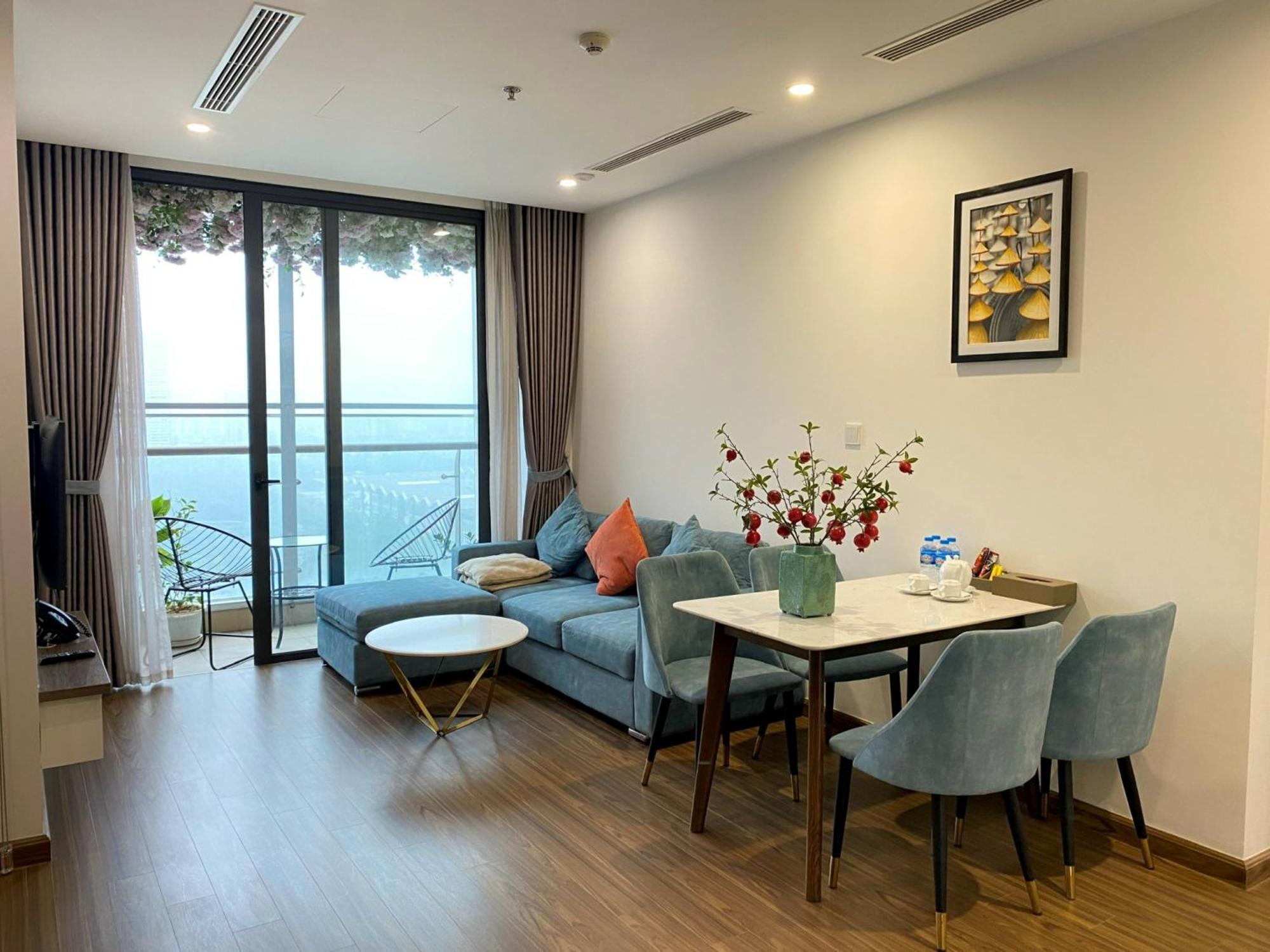 Vinhomes Westpoint By National Convention Center *