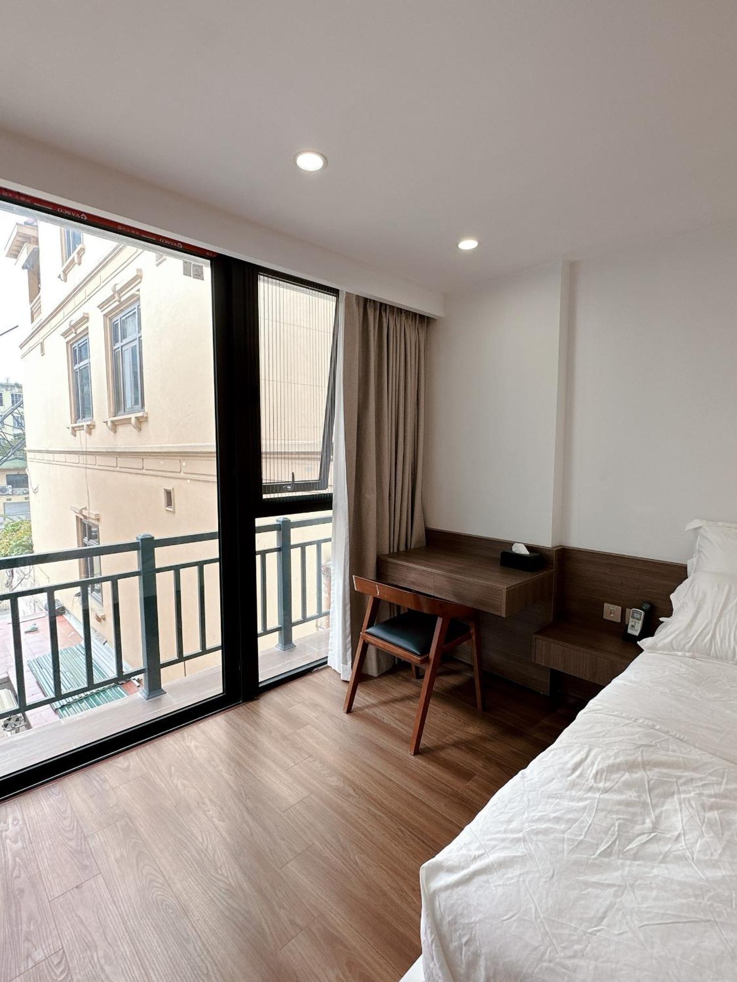 Tinh Anh Aparthotel *