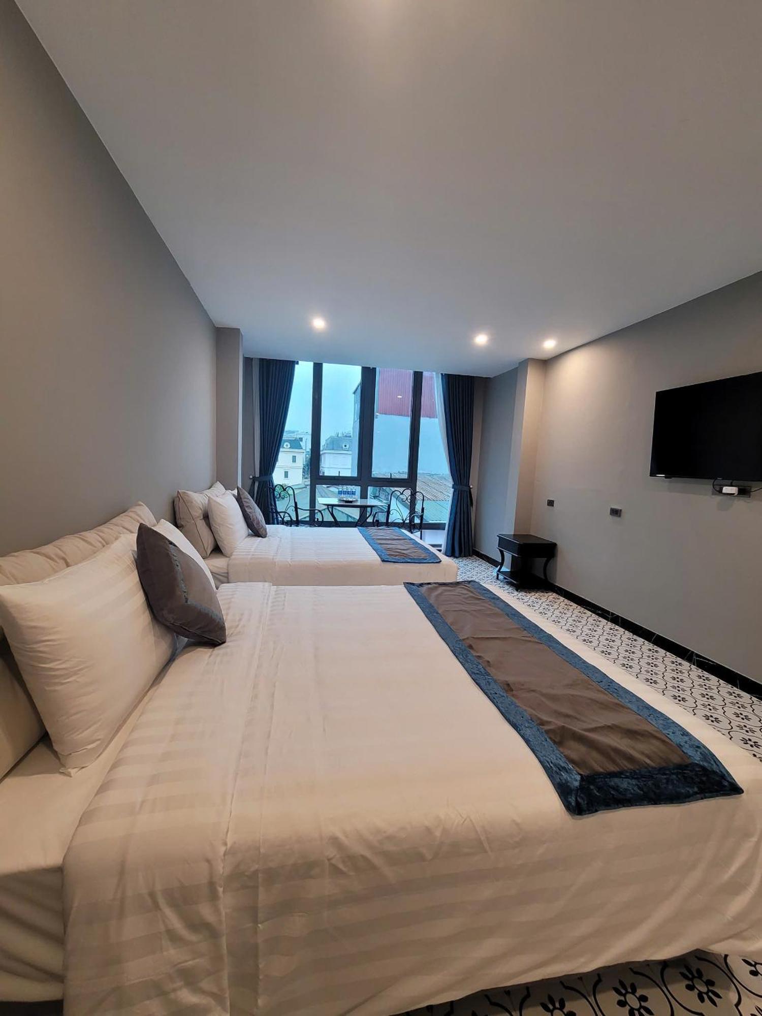 Hotel Old Town 3*
