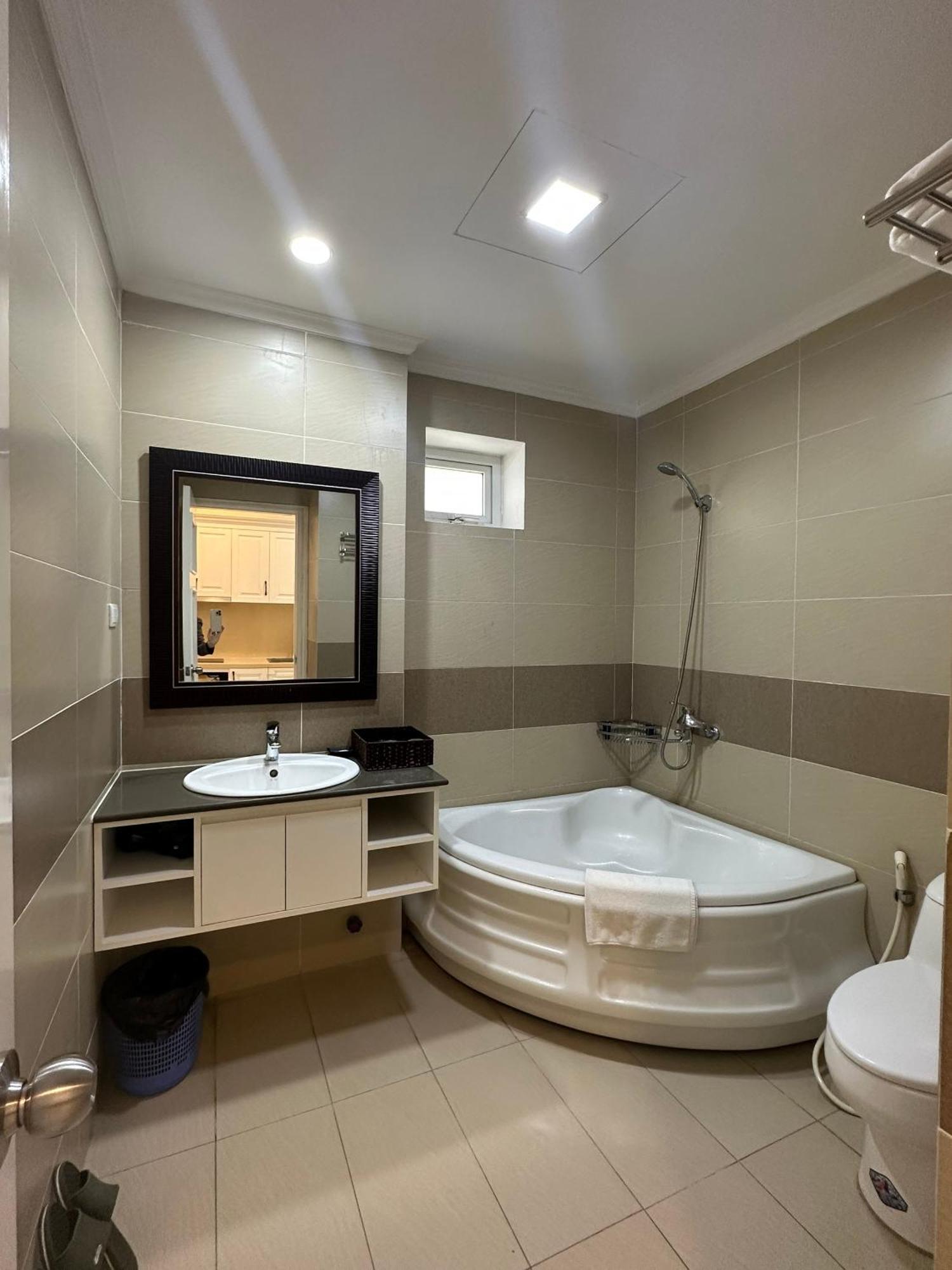 Hotel Beu Dvh Hanoi