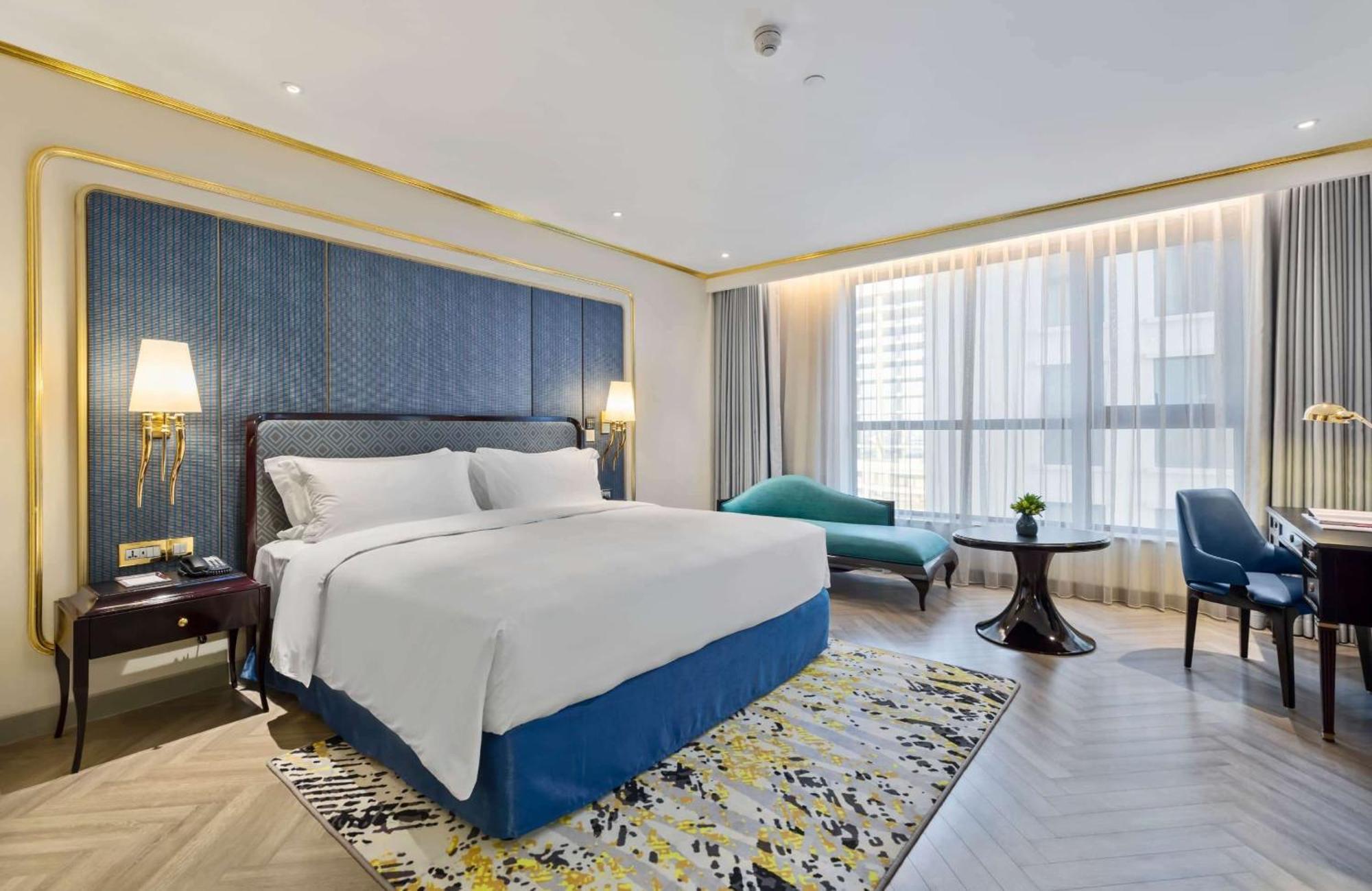Hotel Dolce By Wyndham Golden