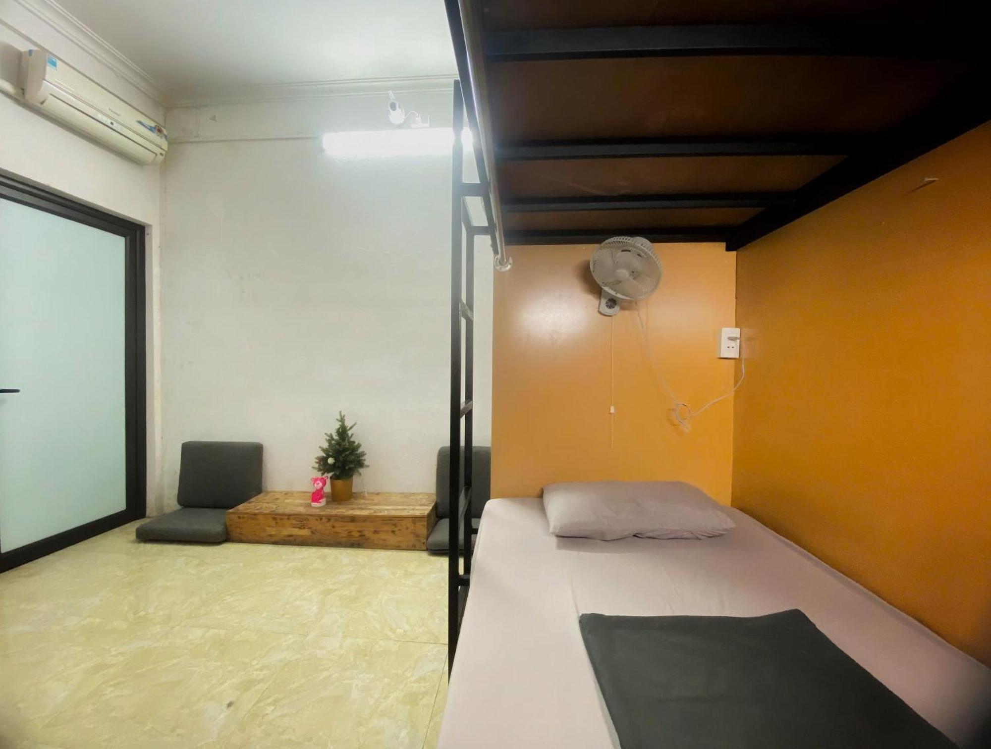 Hostel New Comb