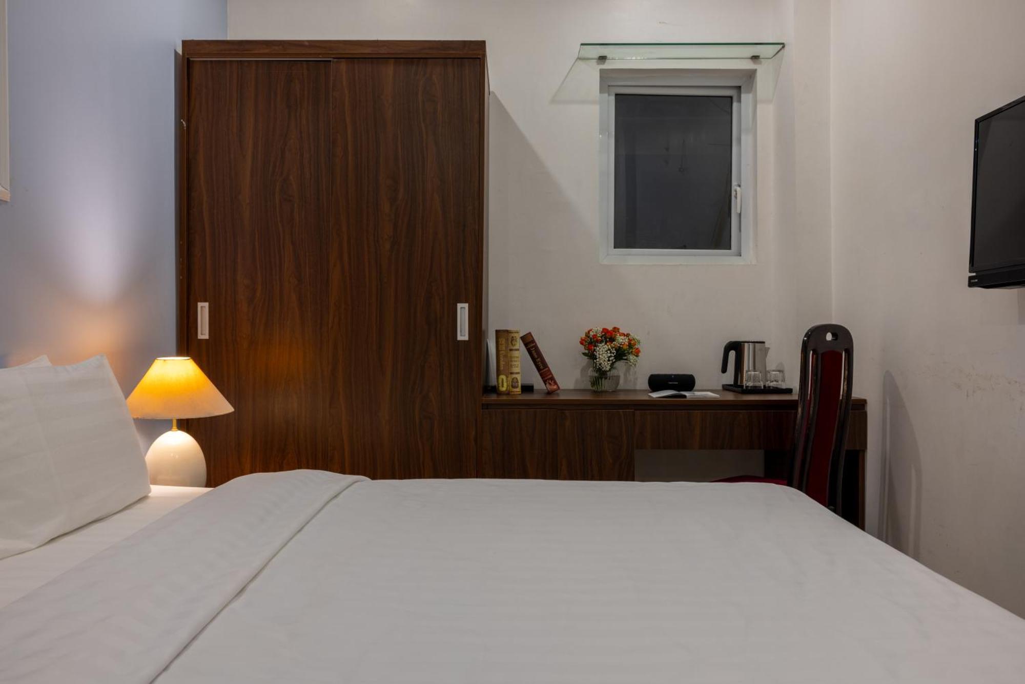 Capital House & Travel Hanoi