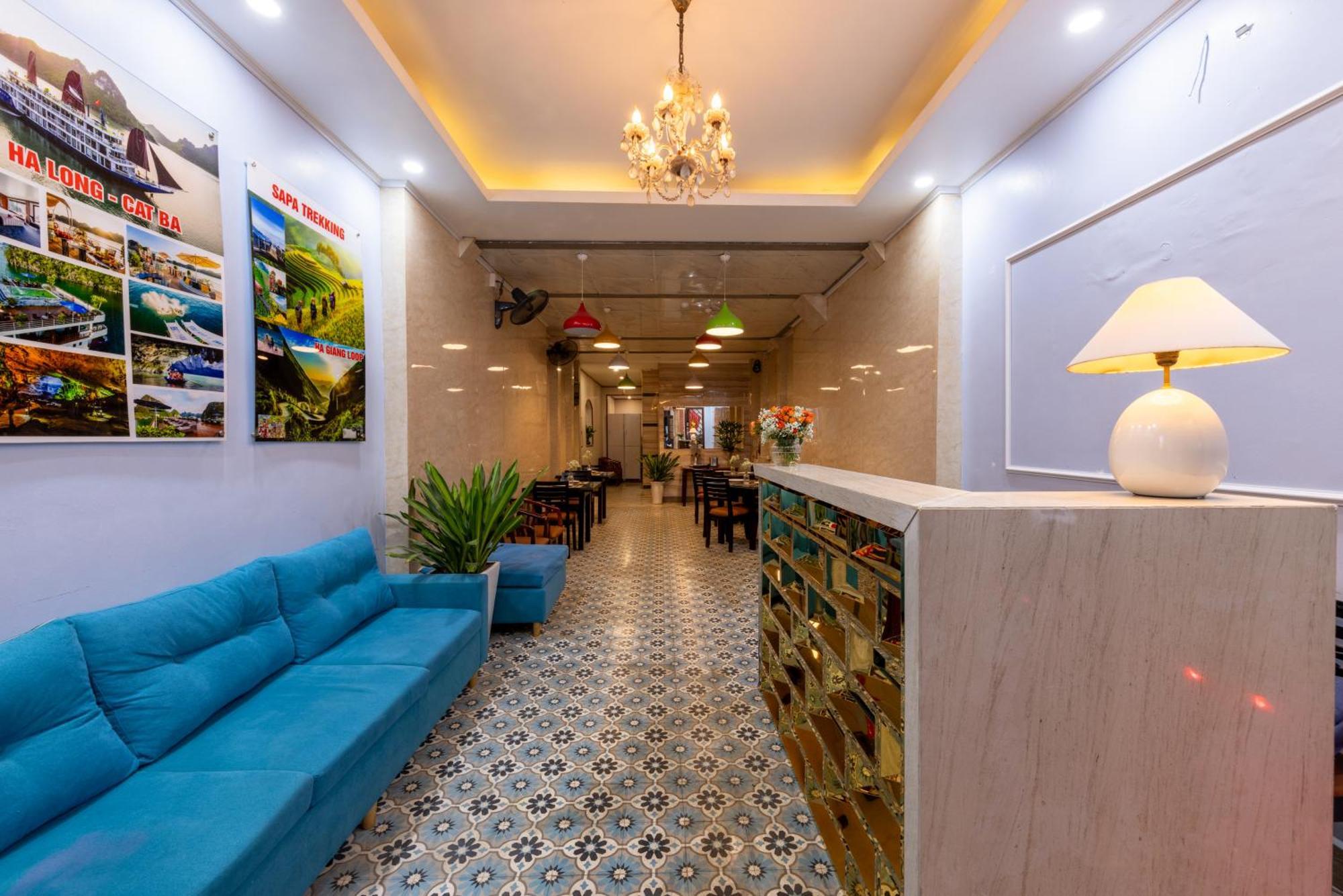 Capital House & Travel