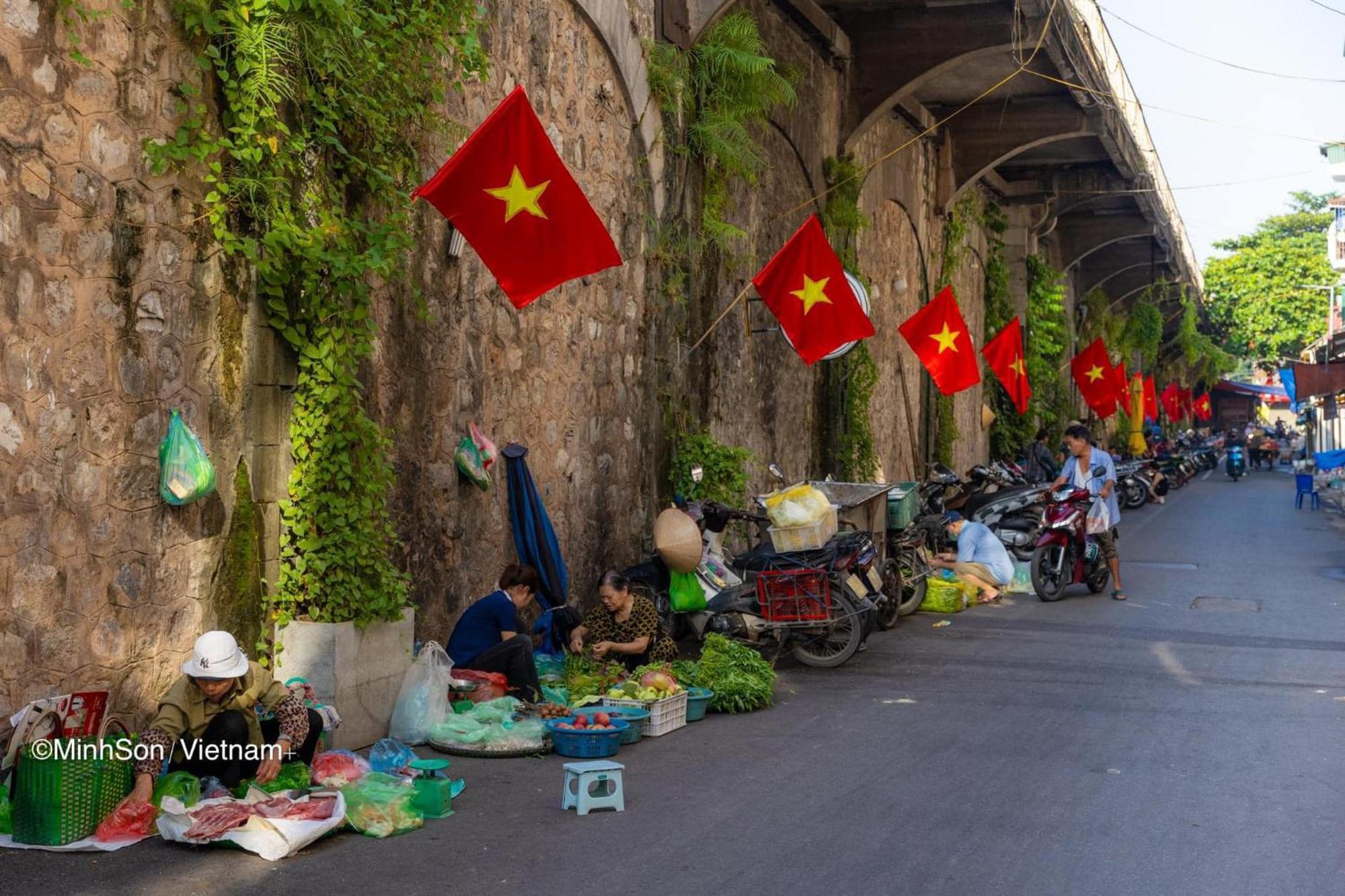 Capital House & Travel Khách sạn