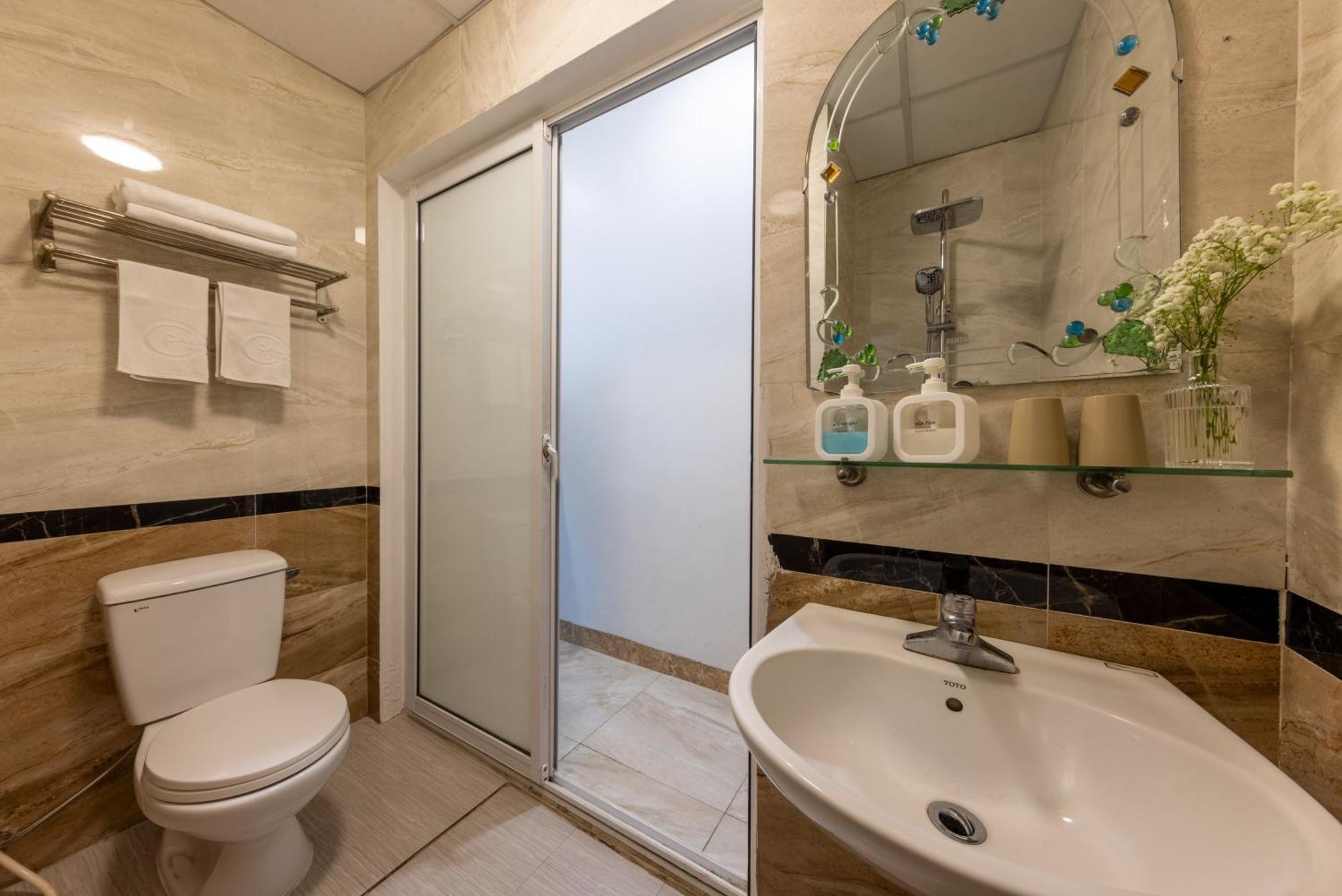 Capital House & Travel Khách sạn Hà Nội
