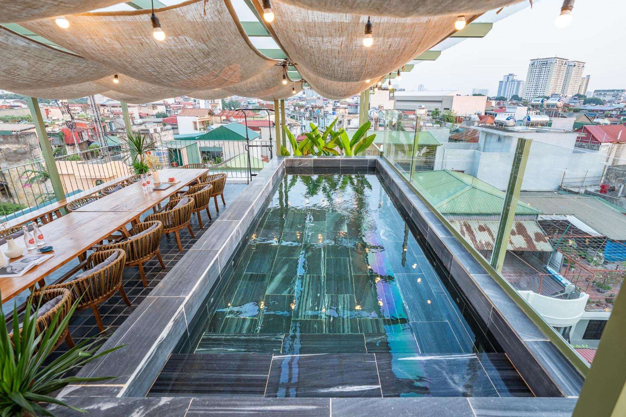 Xeoxo Premium Building With Rooftop Pool