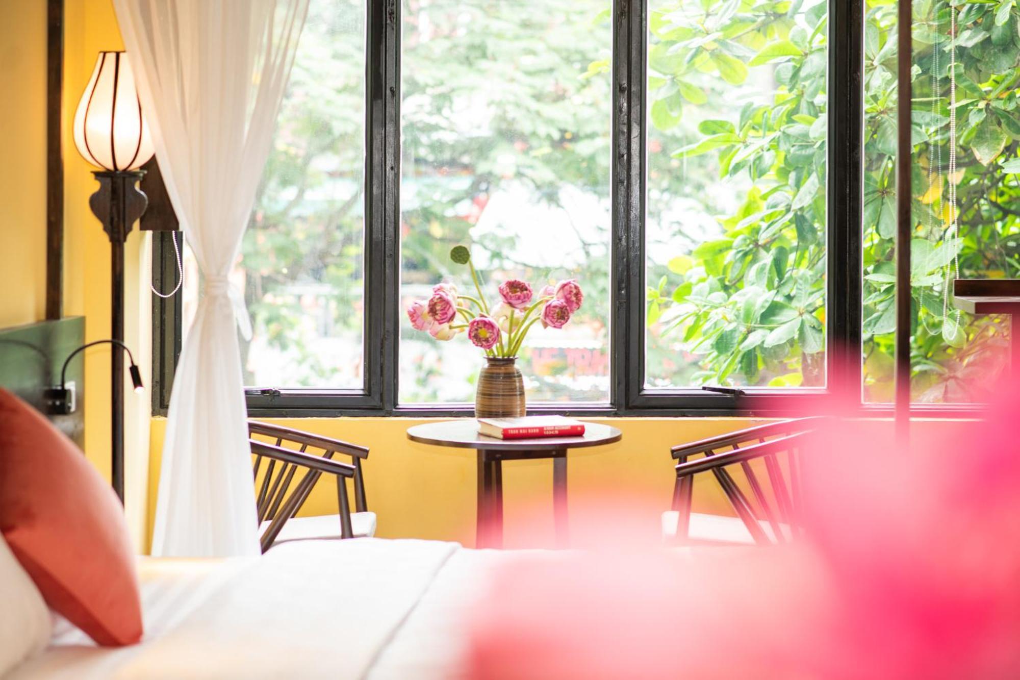 Apartment Old Quarter Lux Boutique Railview Retreat