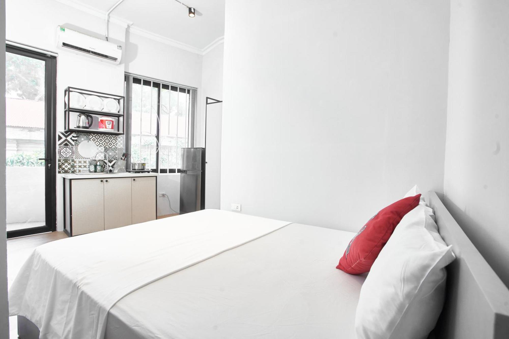 Aparthotel Eco & *