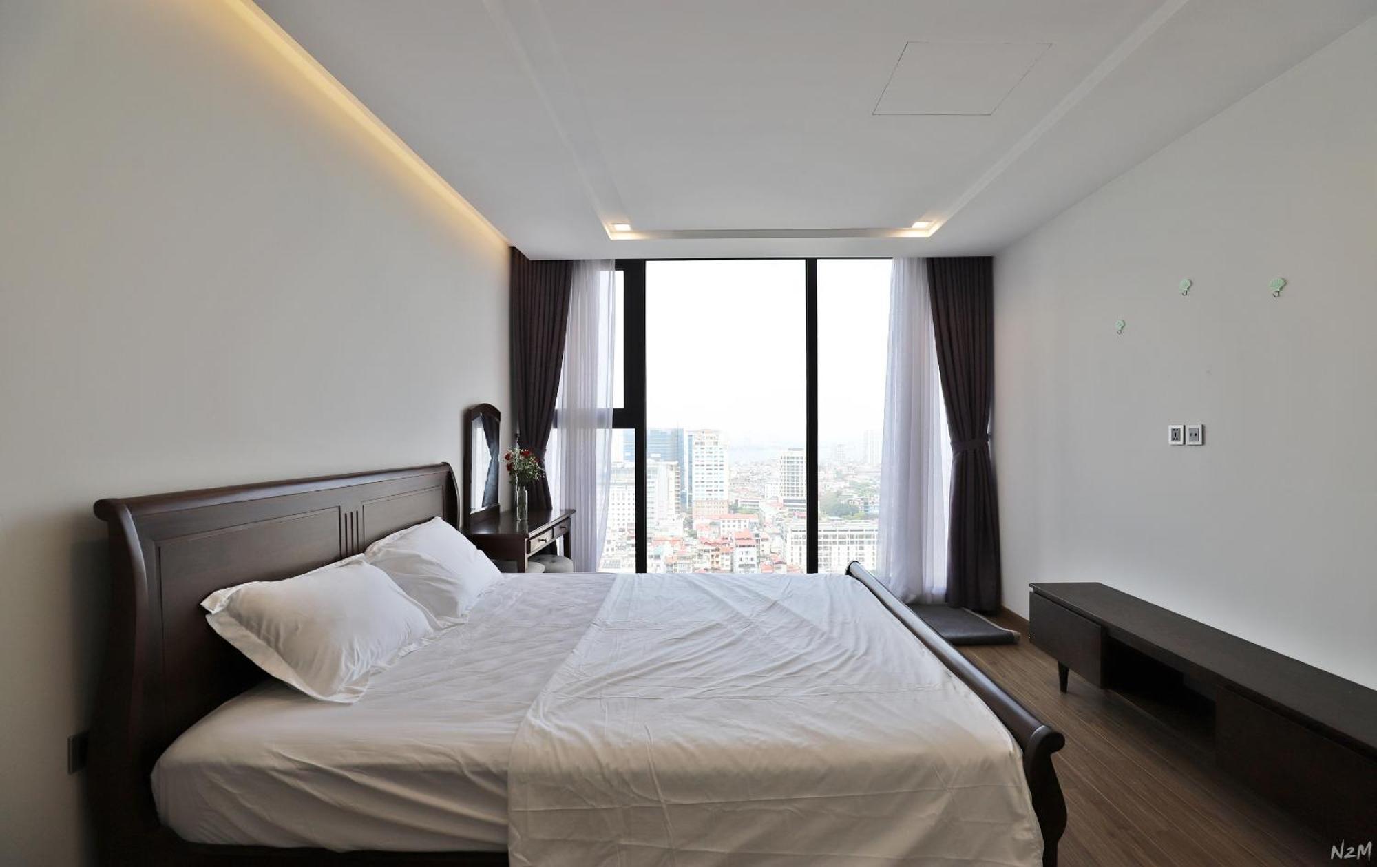 Investland- Vinhomes Metropolis One, Two, Three, Four Bedrooms Apartment
