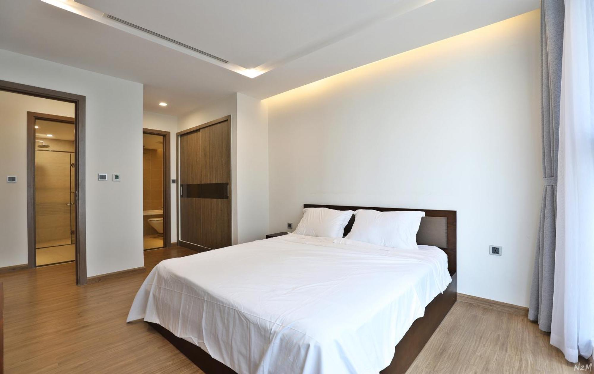 Apartment Investland- Vinhomes Metropolis One, Two, Three, Four Bedrooms Hanoi