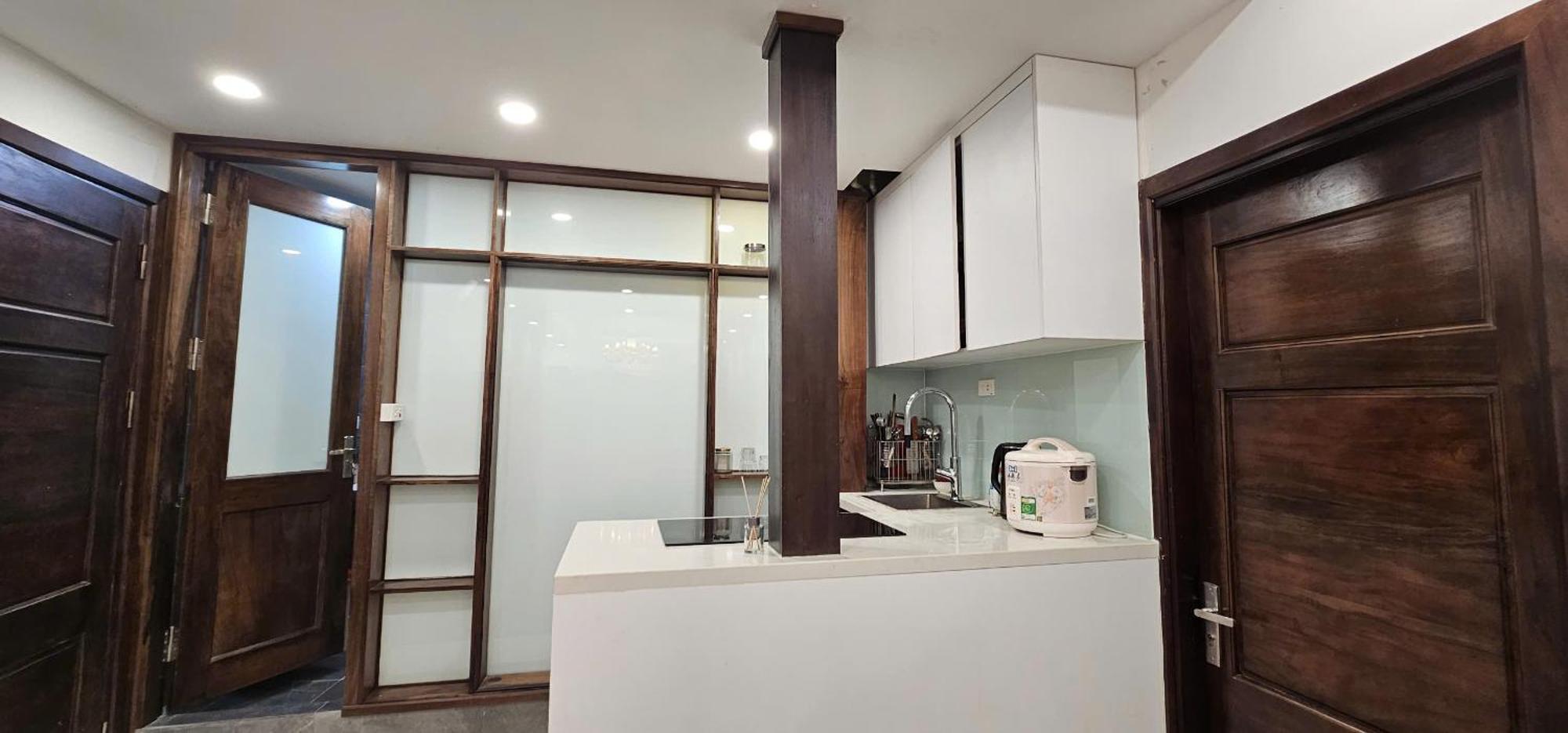 Bu Hoan Kiem Apartment *