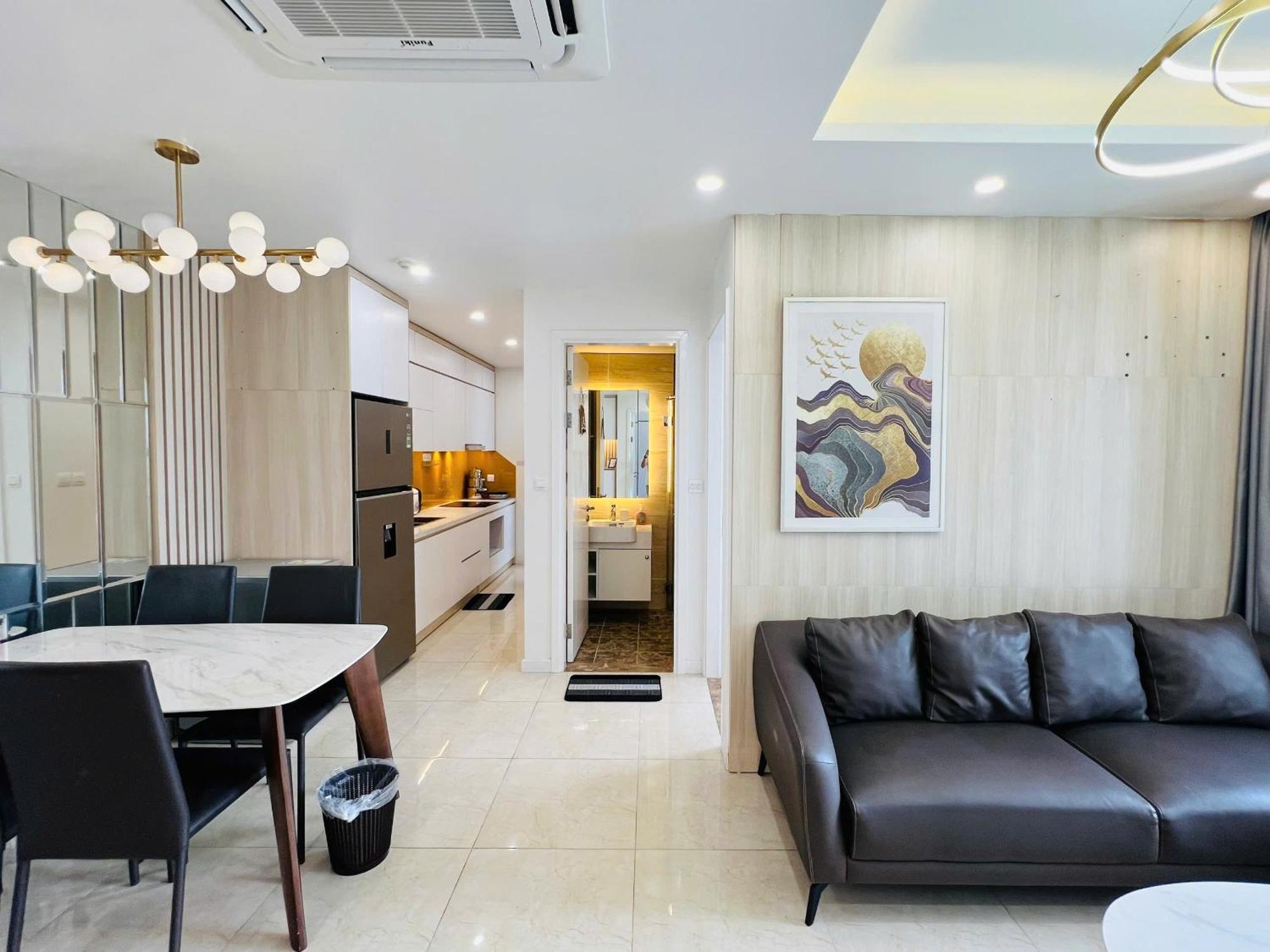 Apartment Vinhomes D'capitale - Tran Duy Hung - By Mc Homes *