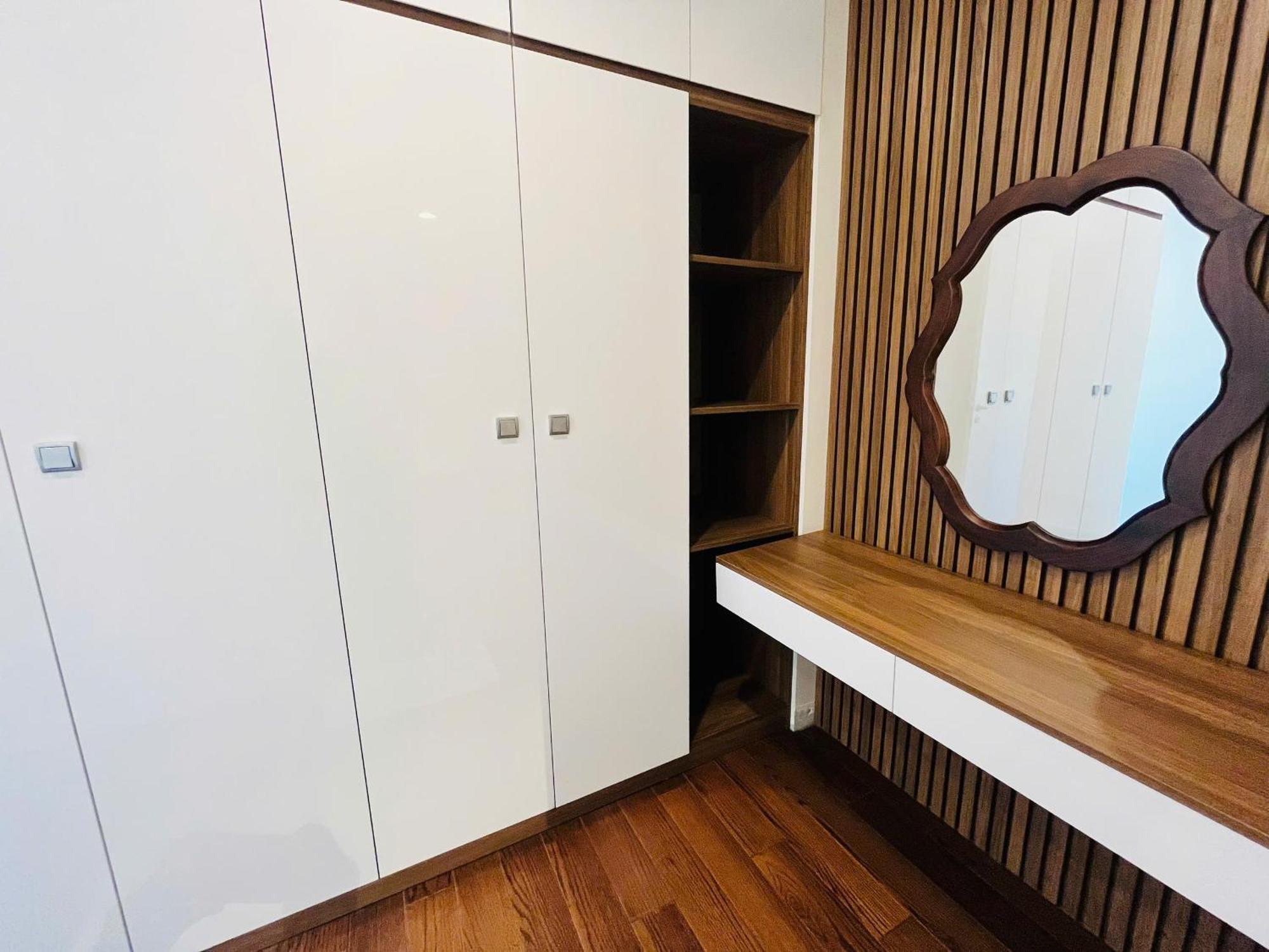 Vinhomes D'capitale - Tran Duy Hung - By Mc Homes Apartment