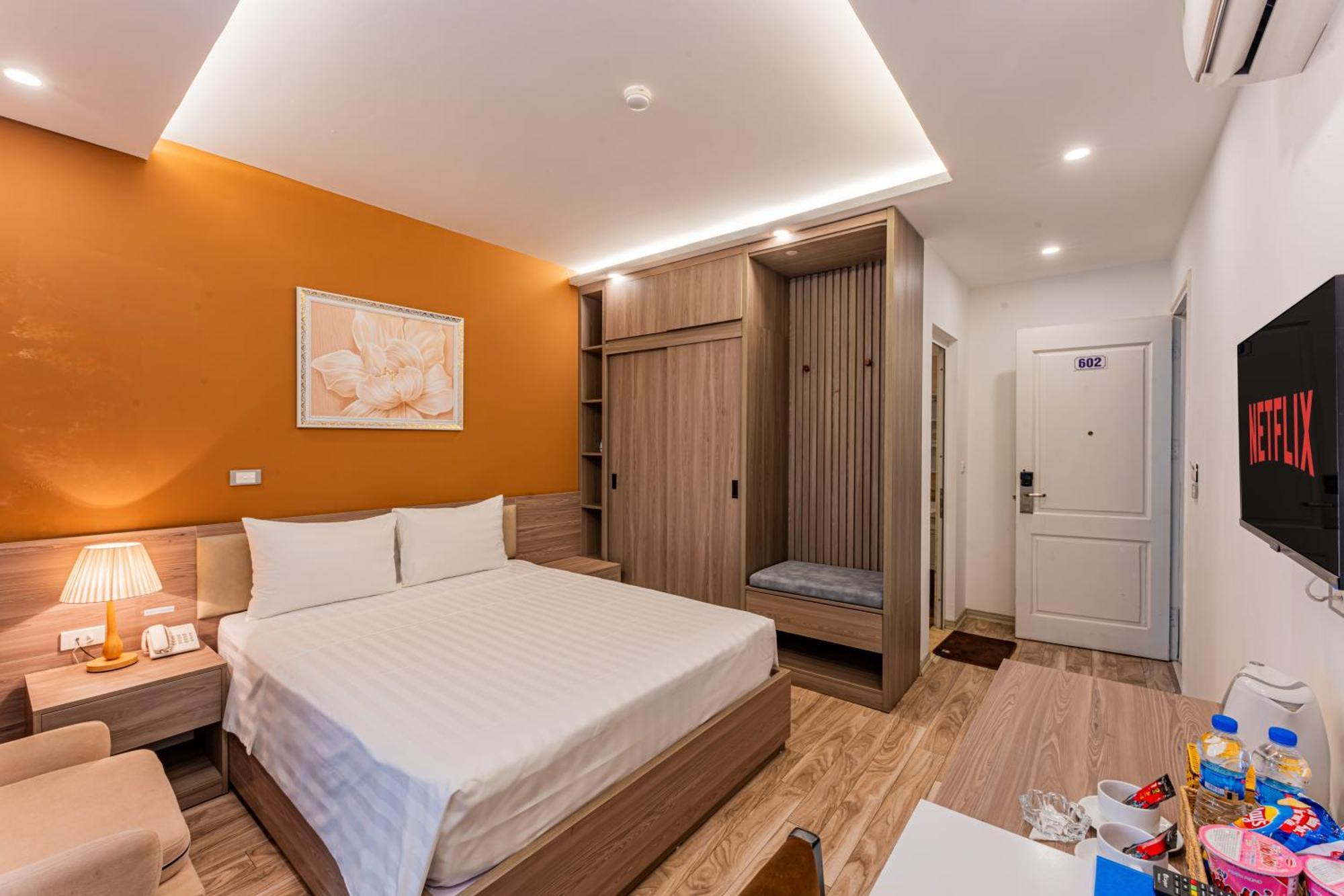 Moon 26 Do Quang 3*