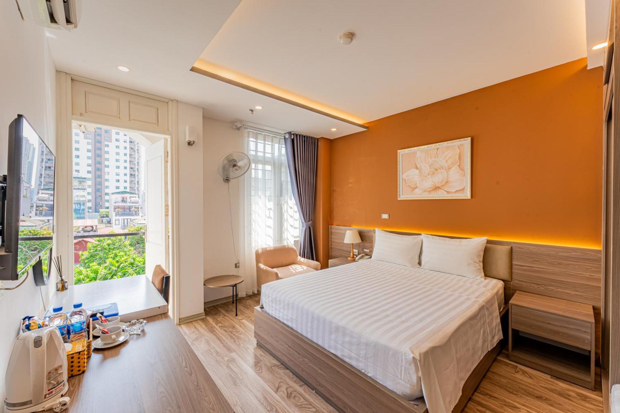 Khách sạn Moon 26 Do Quang 3*