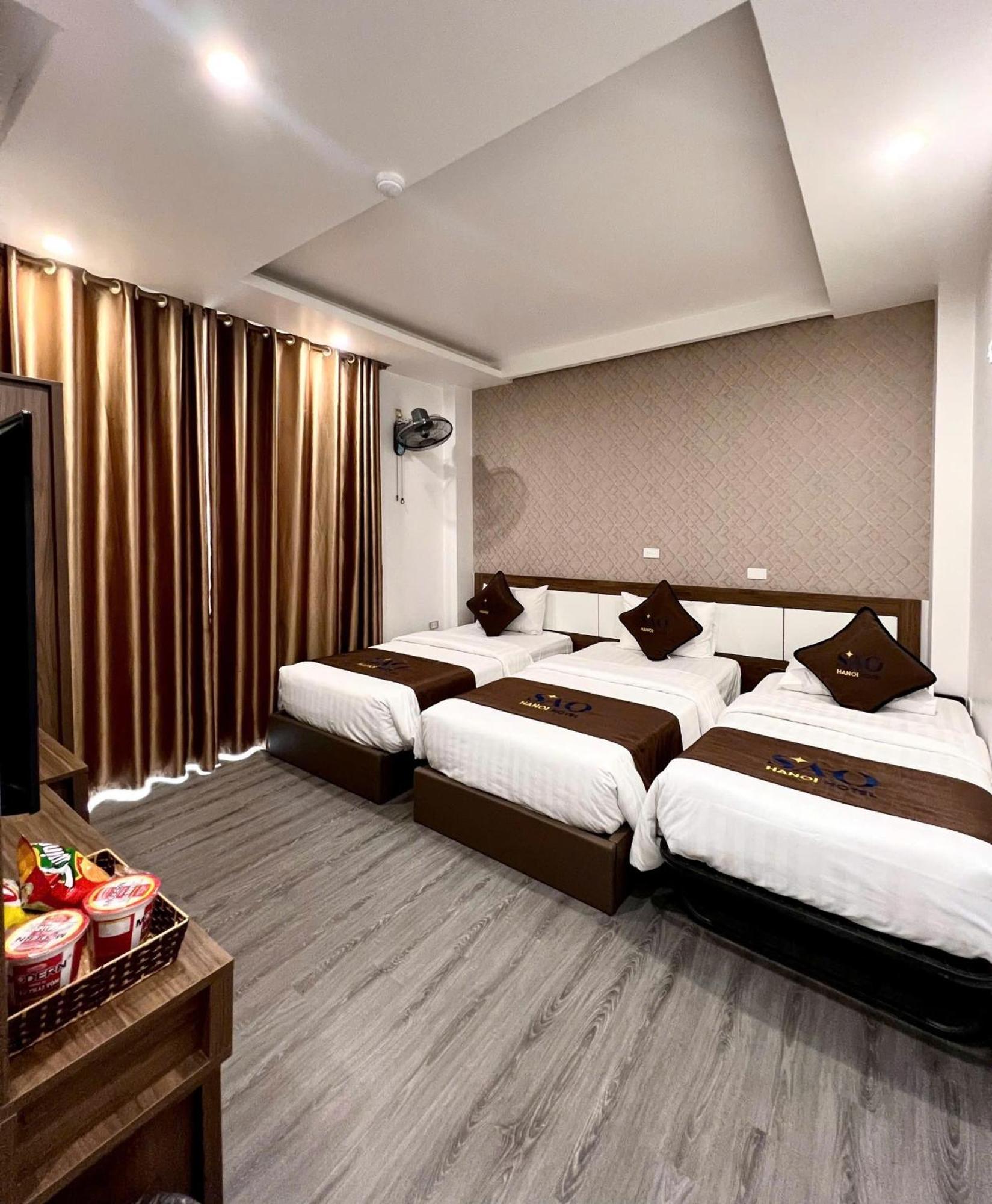 Hotel Khach San Sao