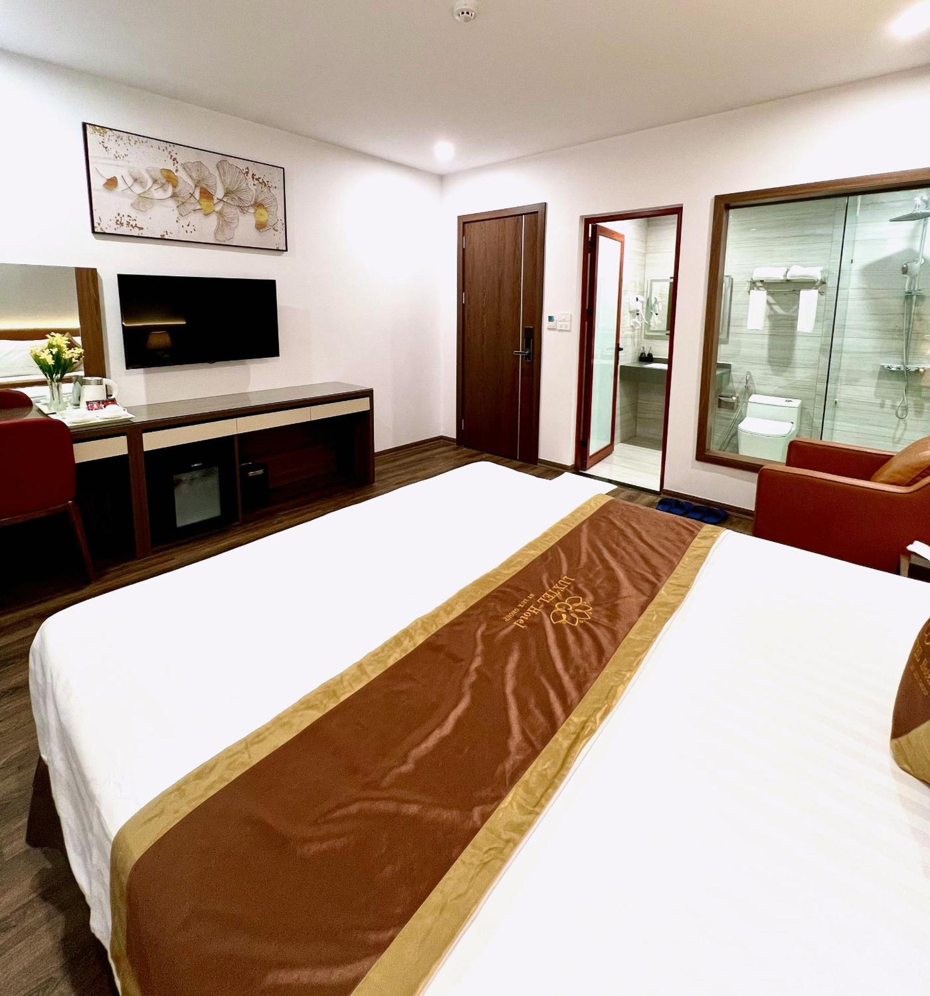 Luxtel Tay Ho 2* Hanói