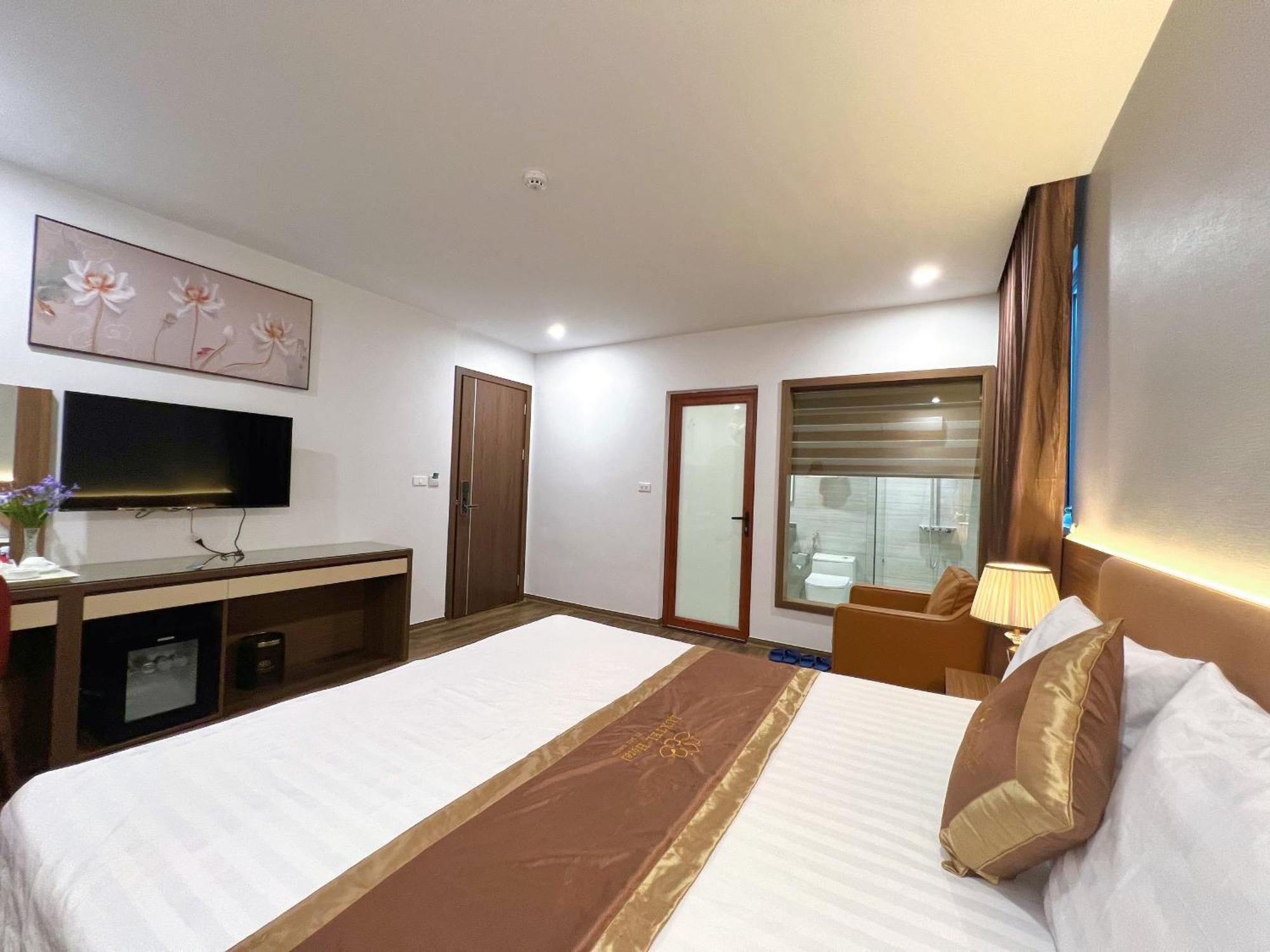 Hotel Luxtel Tay Ho
