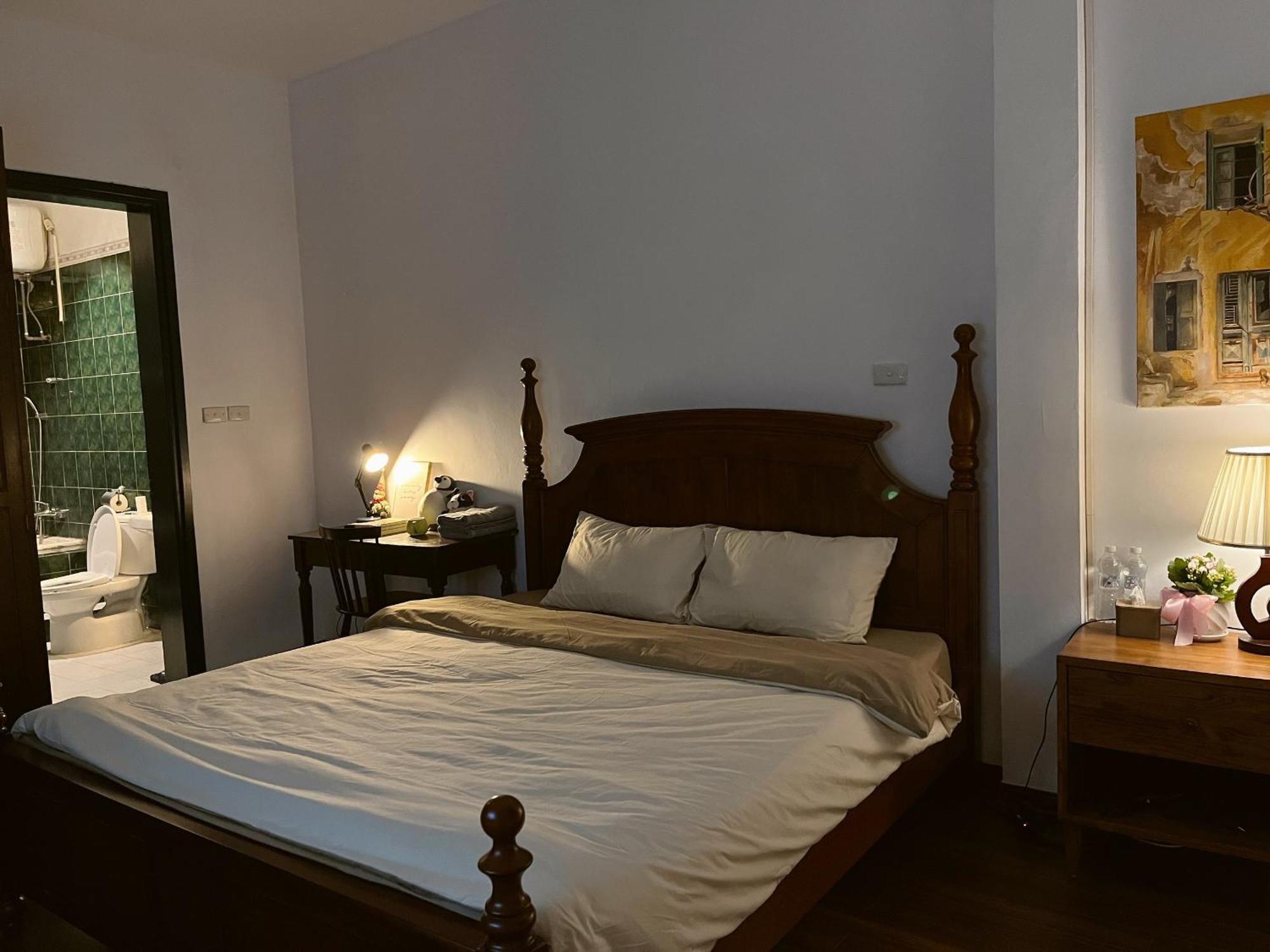 Ngao - Lang Ha Homestay Hanoi