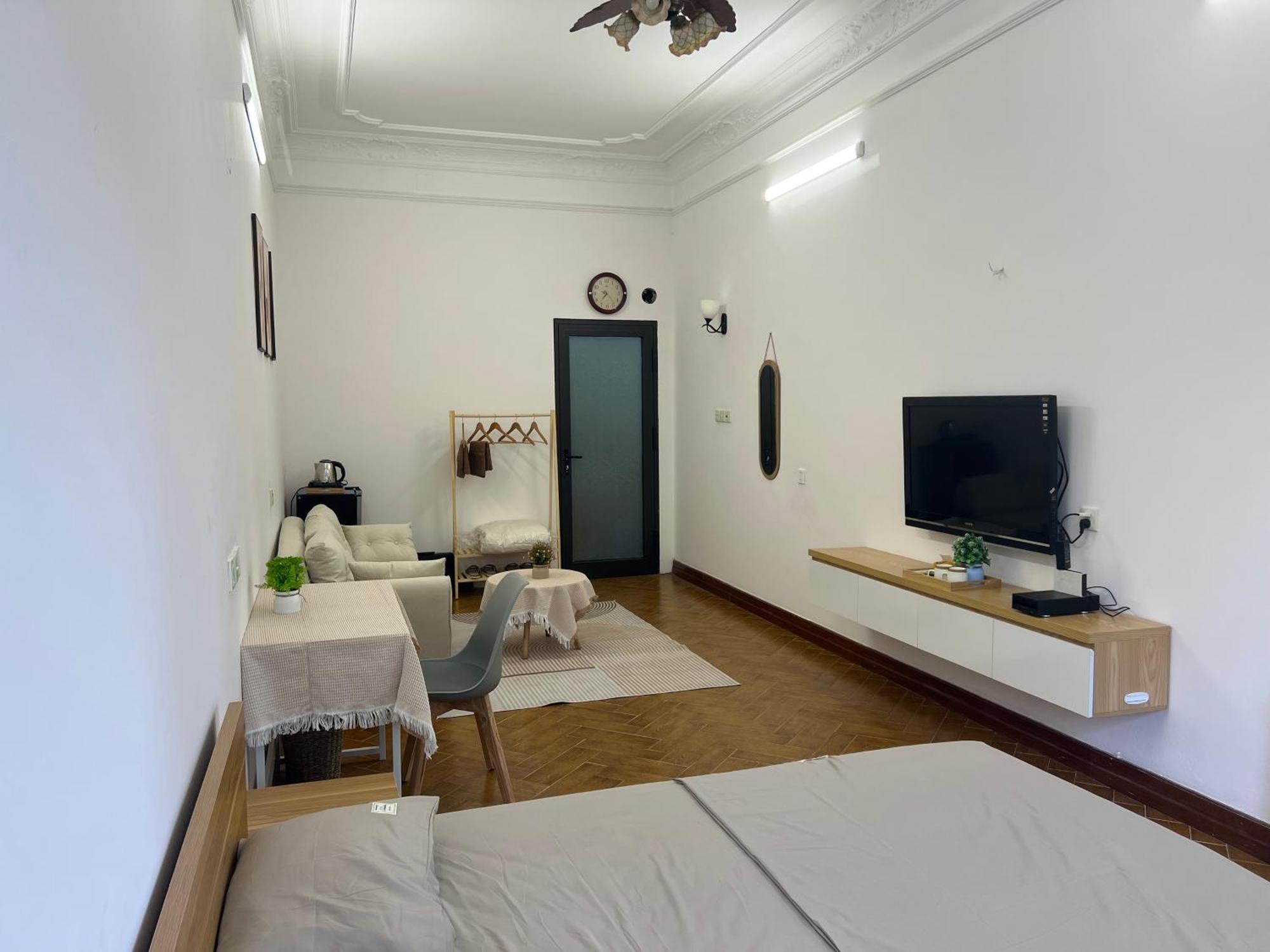 Lh Bed & Breakfast Hanoi