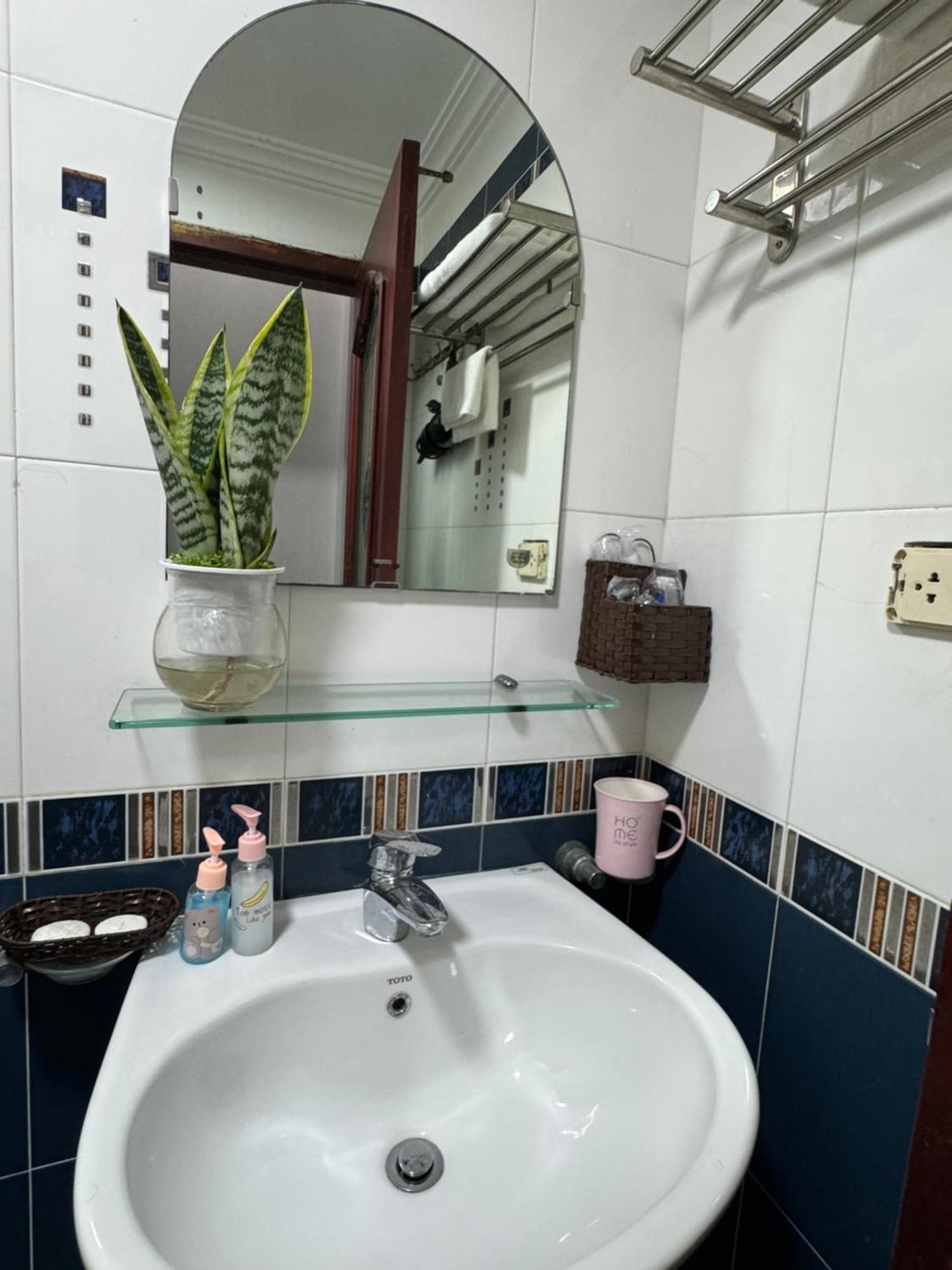 Quynh Moon Hotel Hanoi