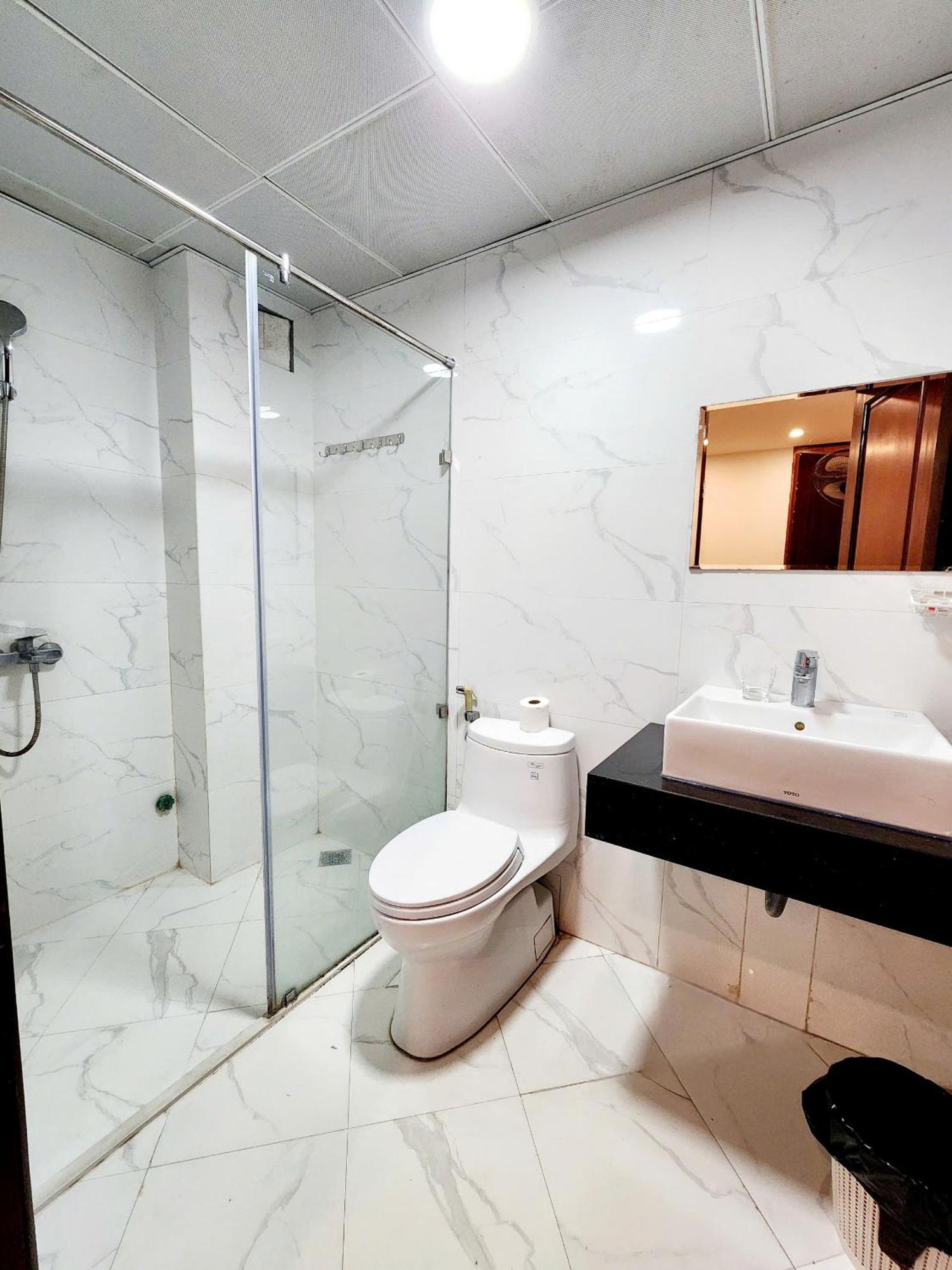 Lakeside House Apartment Hanoi