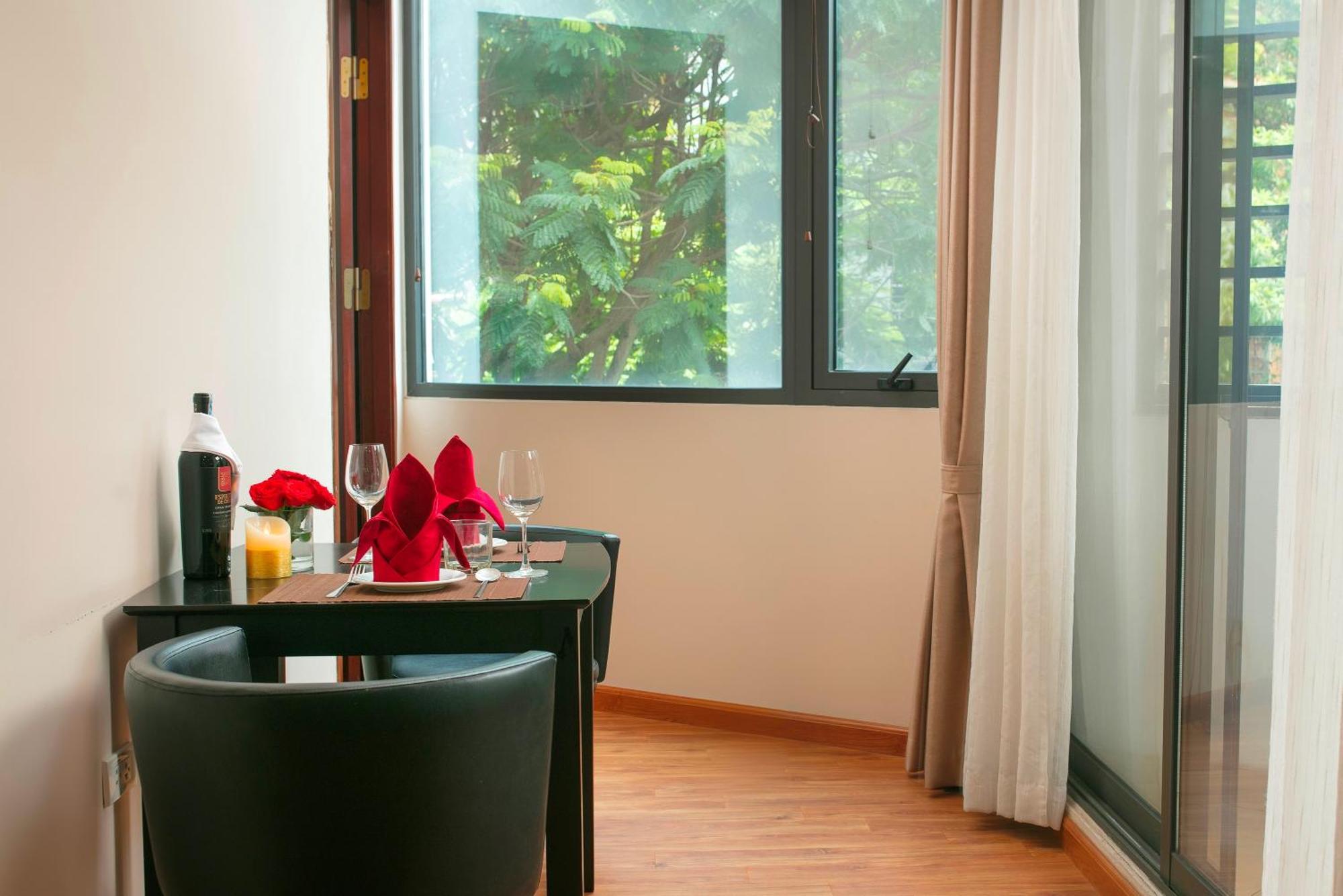 Hb Serviced - 12 Tran Quy Kien Apartment Hanoi