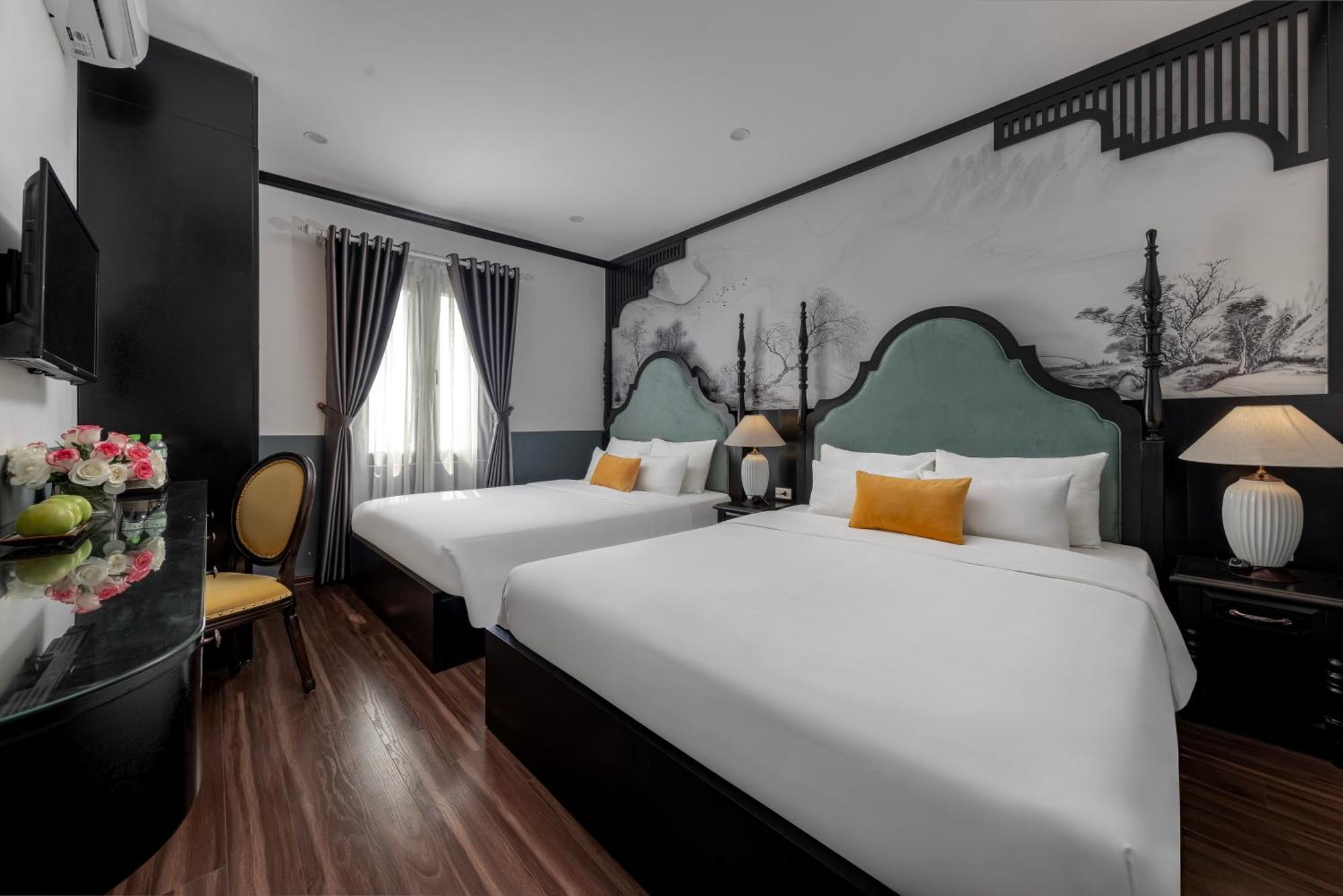 Elpis & Hotel 4*
