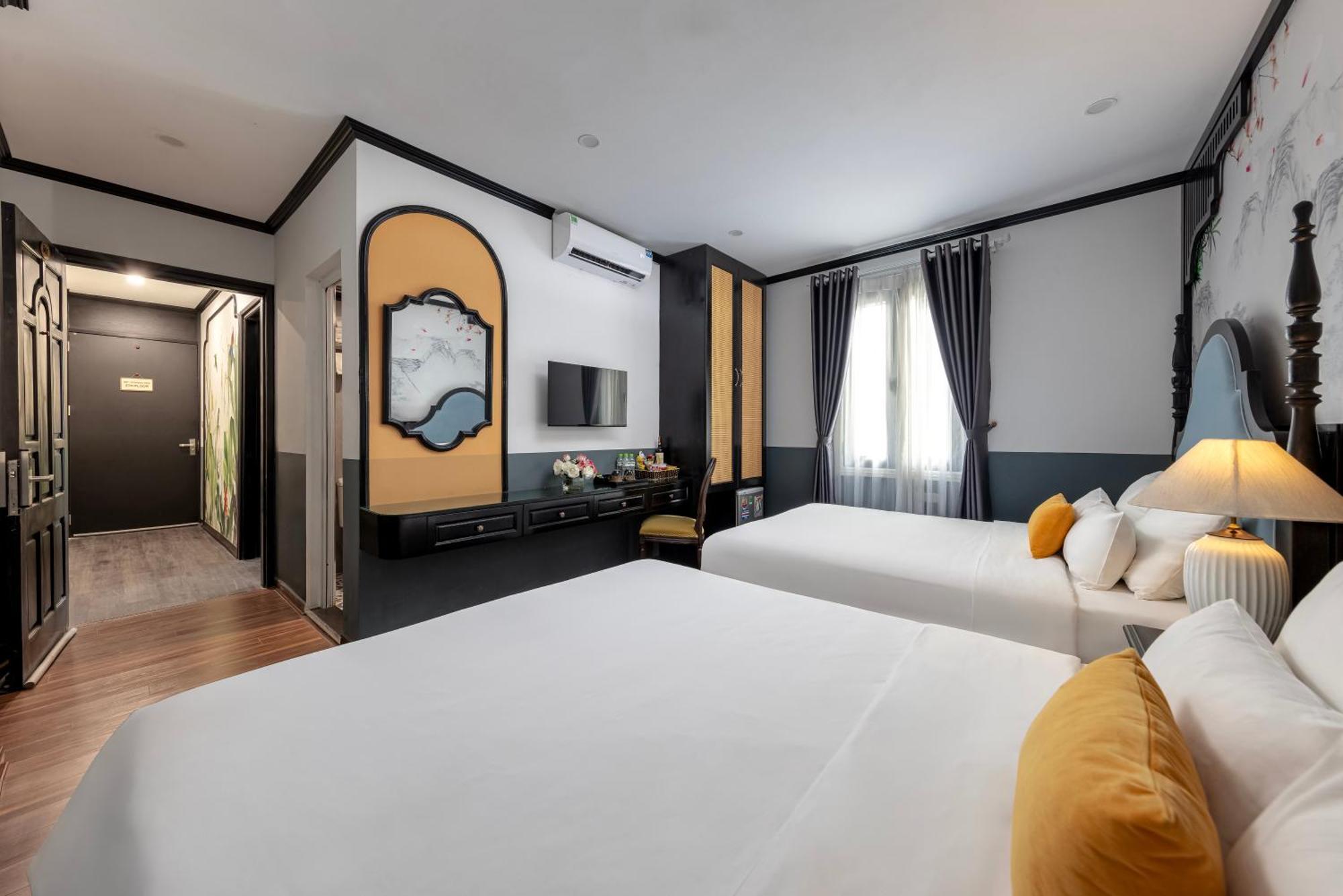 Elpis & Hotel 4*