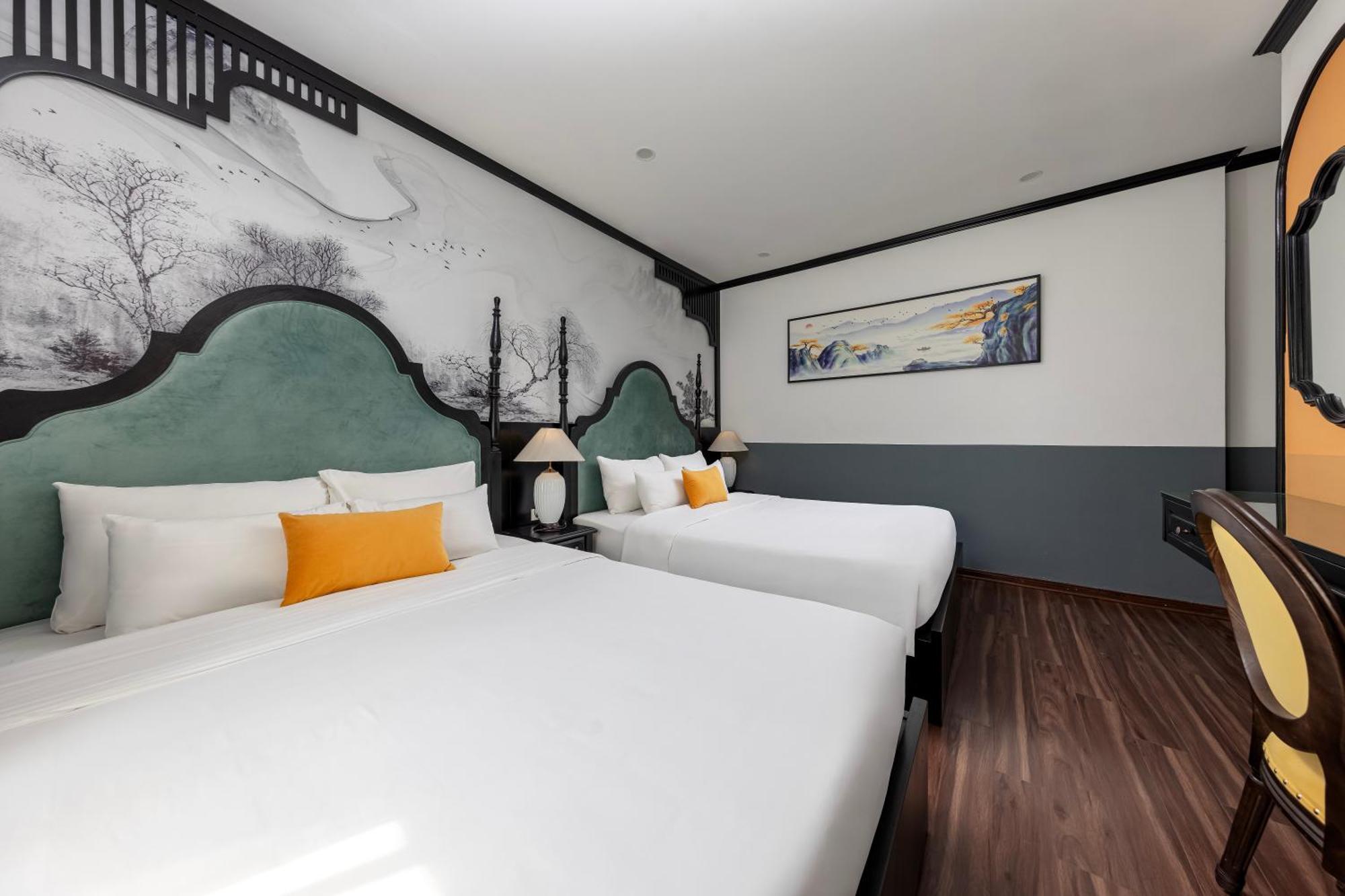 Hotel Elpis & 4*