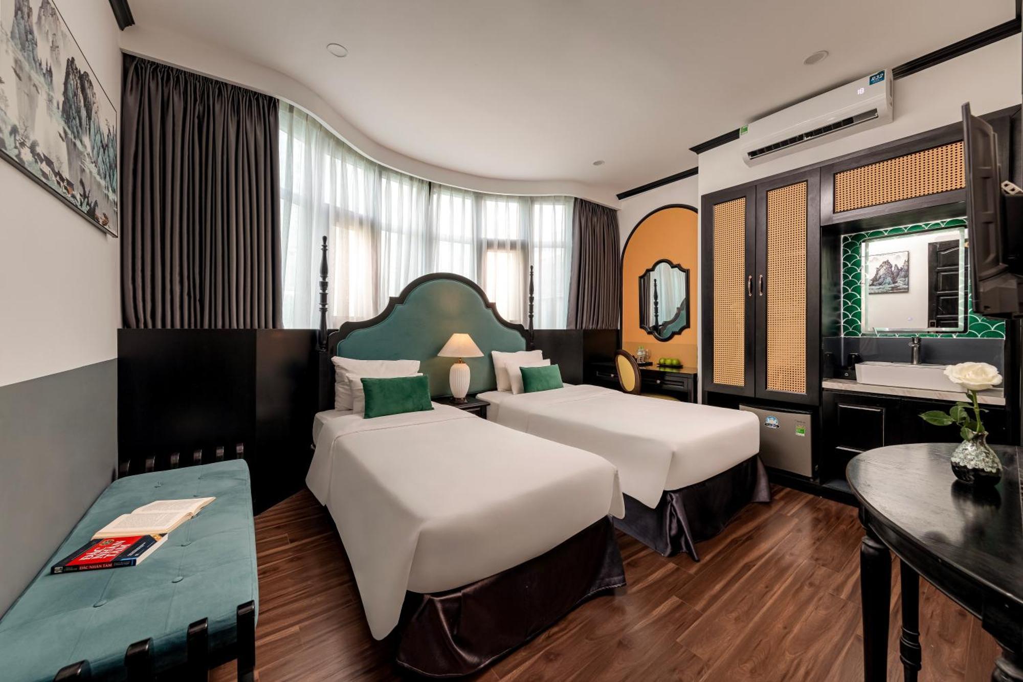 Hotel Elpis &