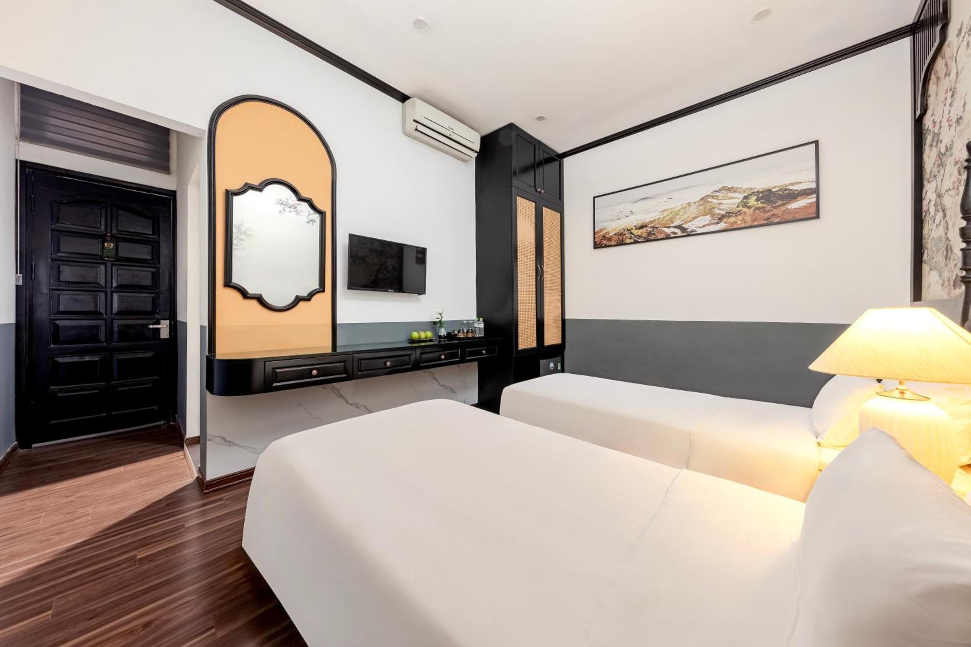 Hotel Elpis &