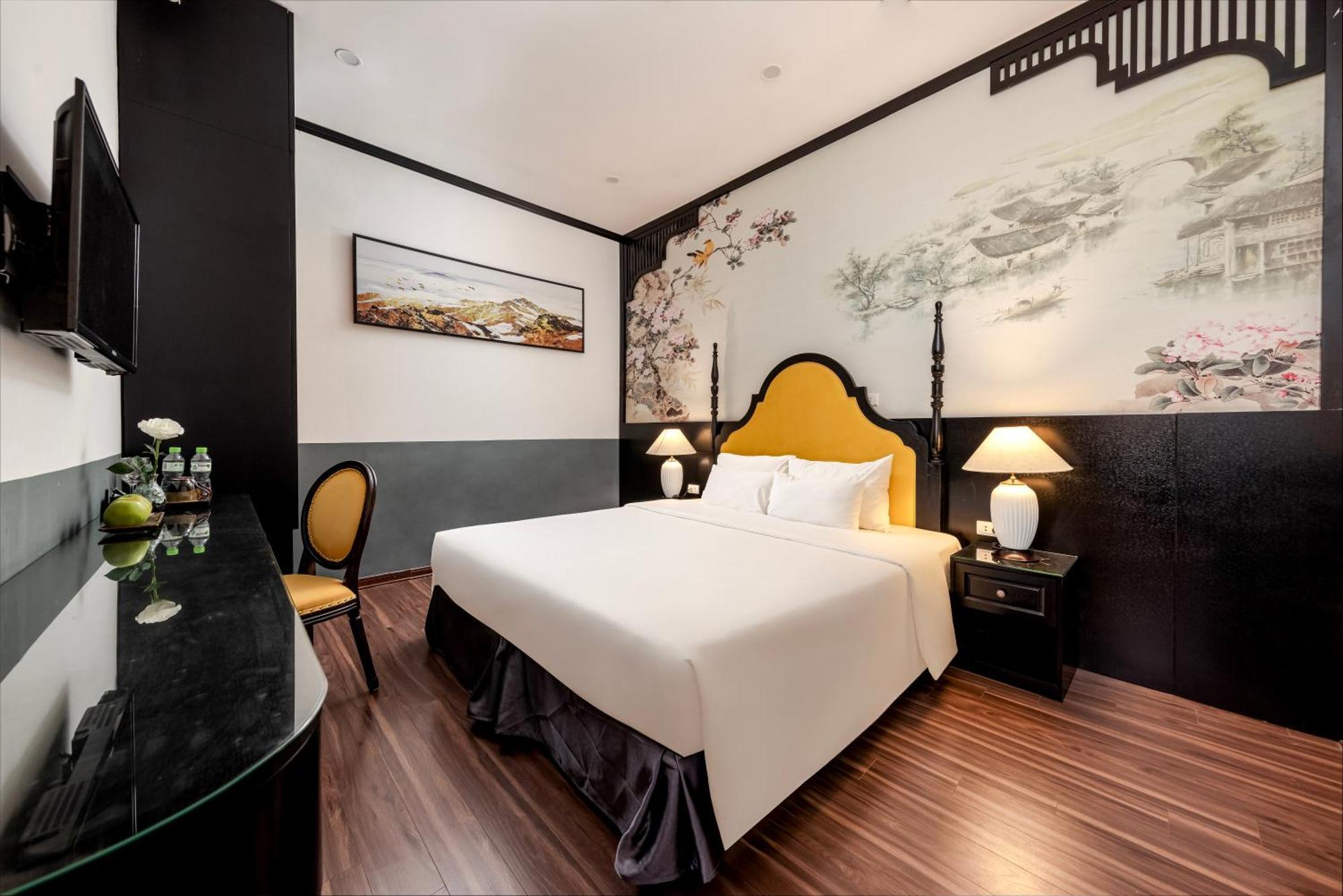 Elpis & Hotel 4*